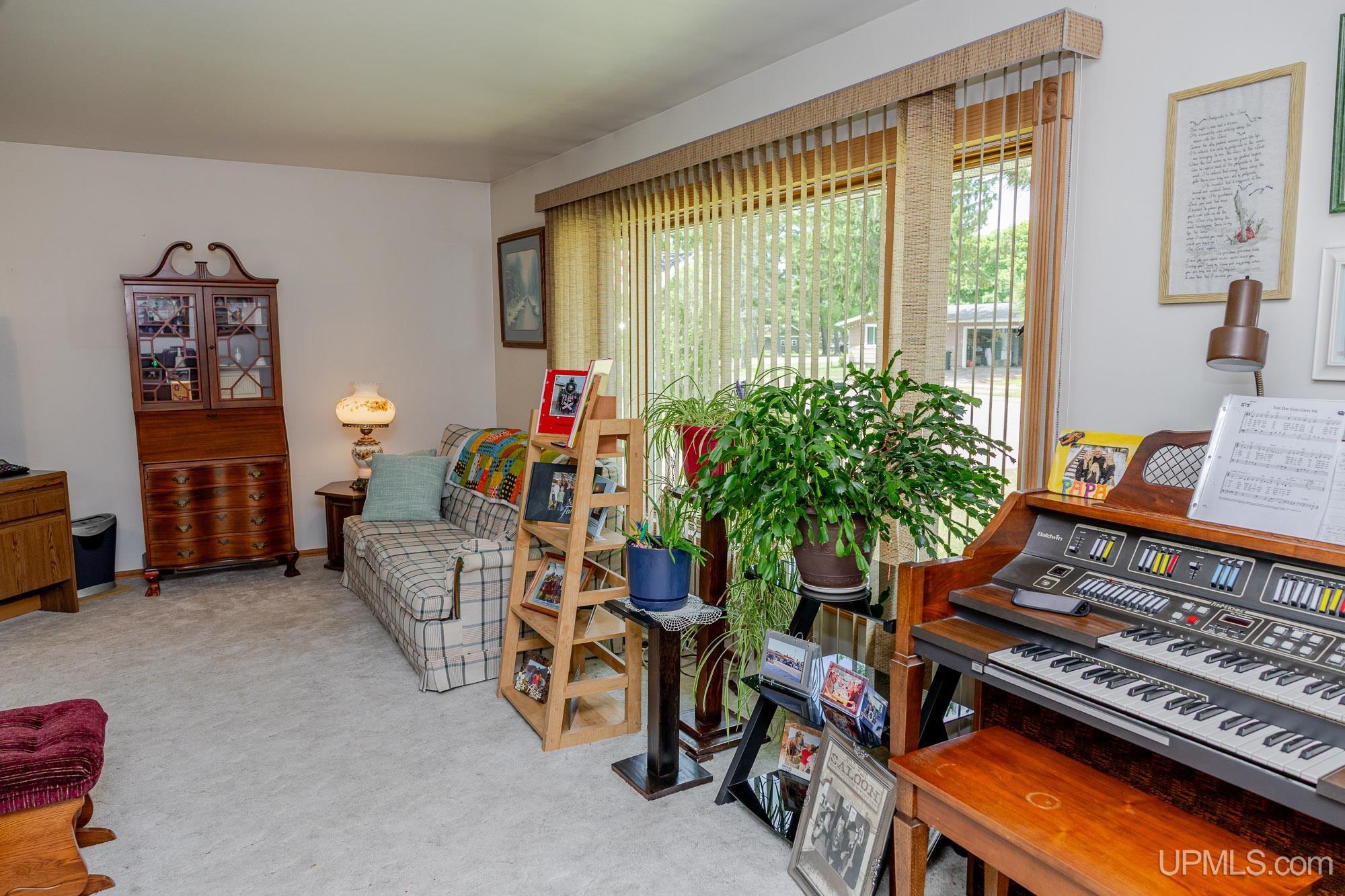 MLS 50212415 Large photo number 5 