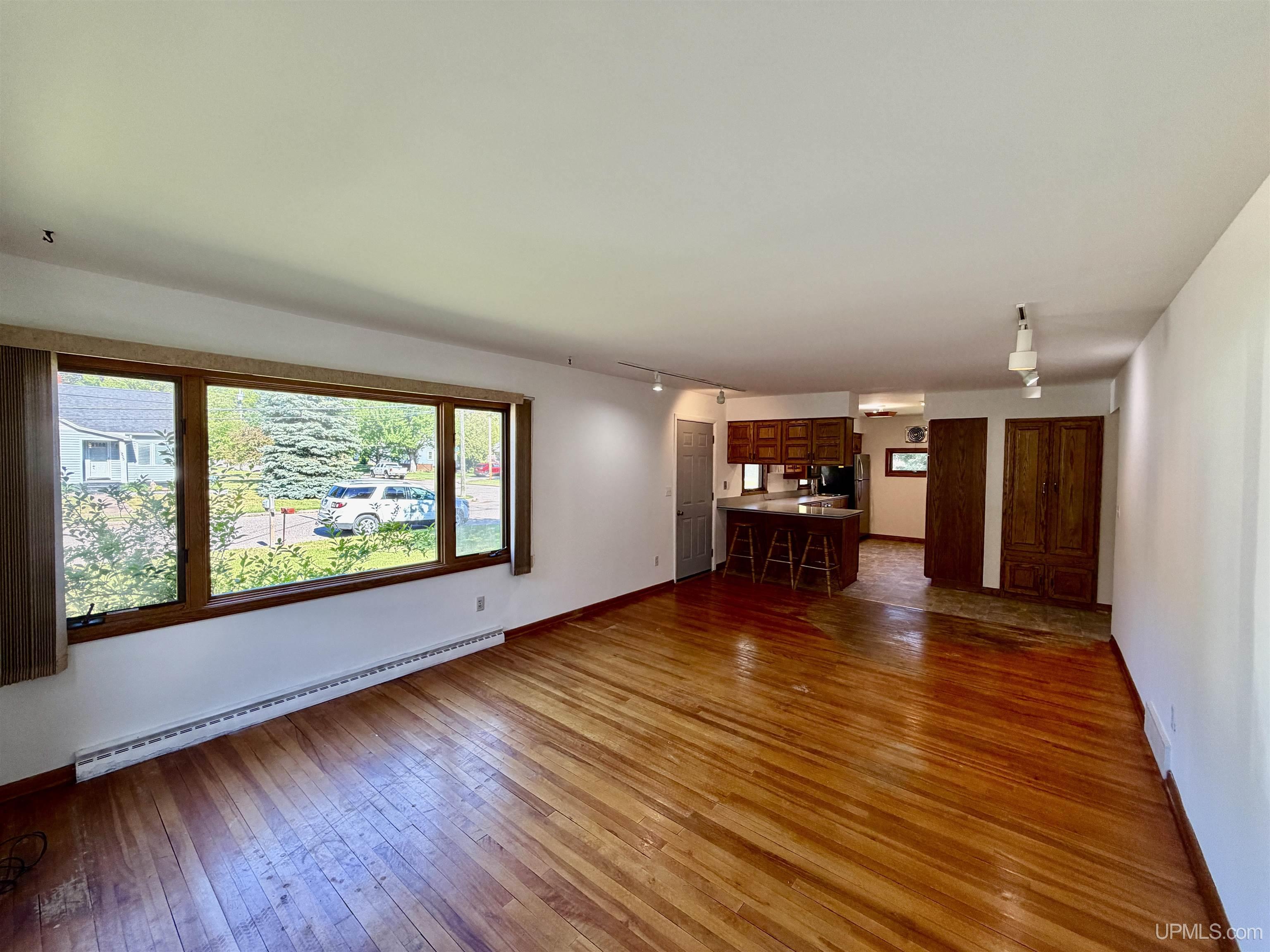 MLS 50212422 Large photo number 9 