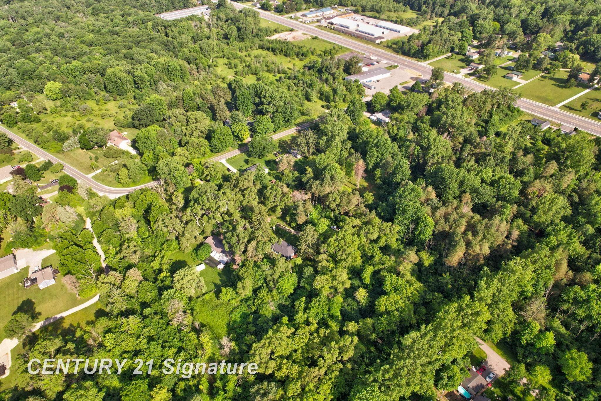 5th image of 1948 E Chippewa River Rd, Midland, MI 48640 | MLS# 61050212489