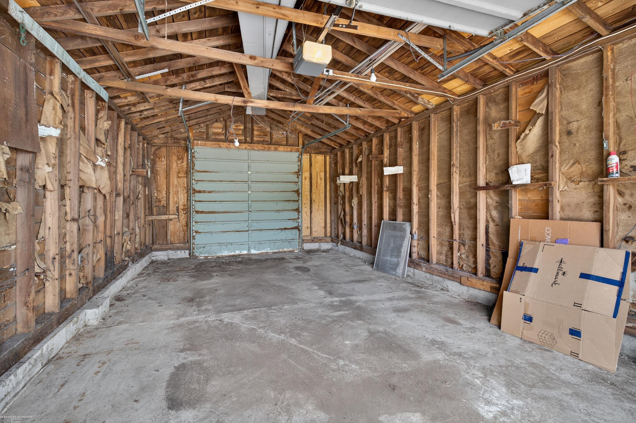 30th image of 37191 Dundee St, Sterling Heights, MI 48310 | MLS# 58050212550