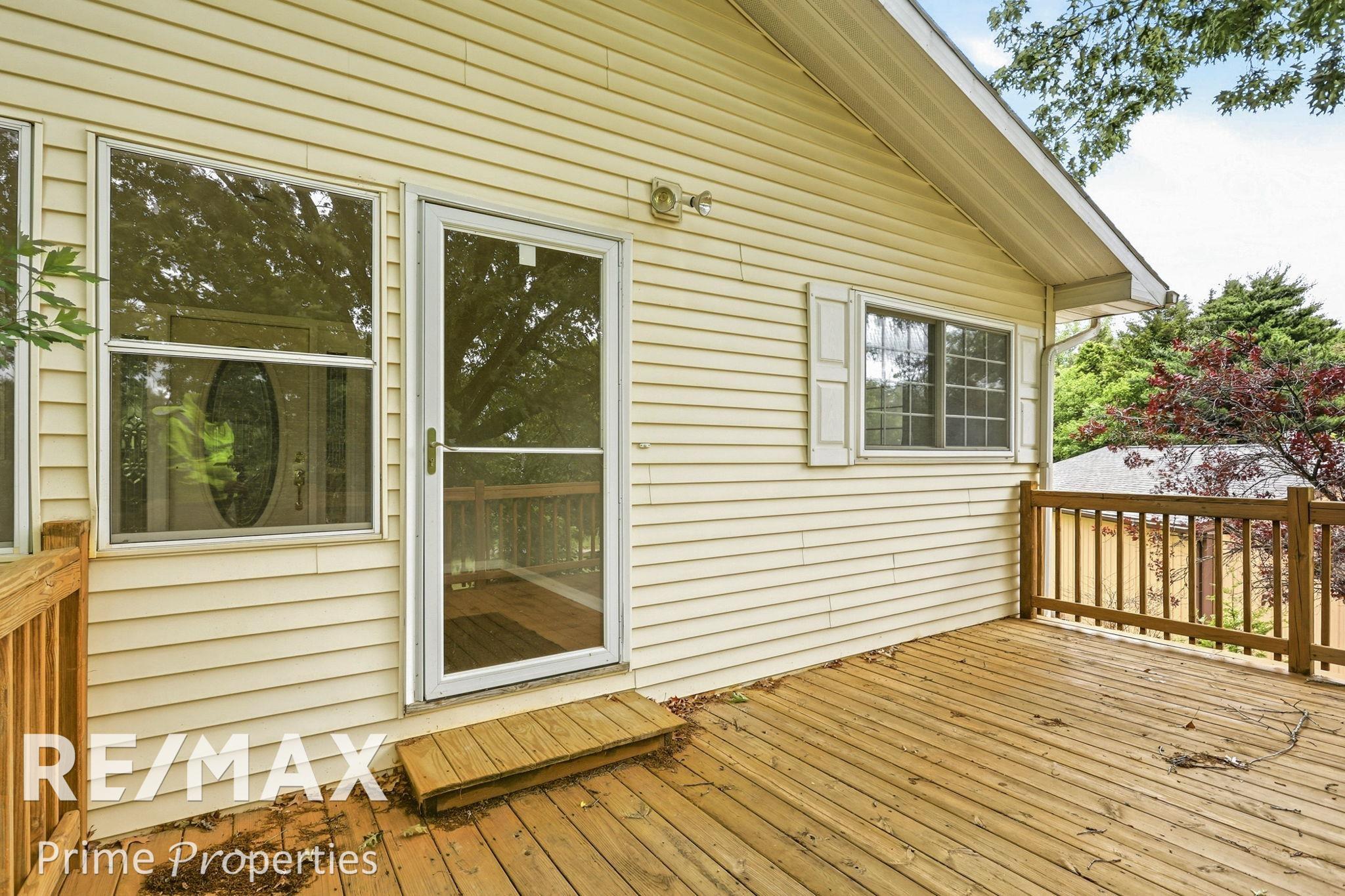 594 Lou Alice Drive photo 8
