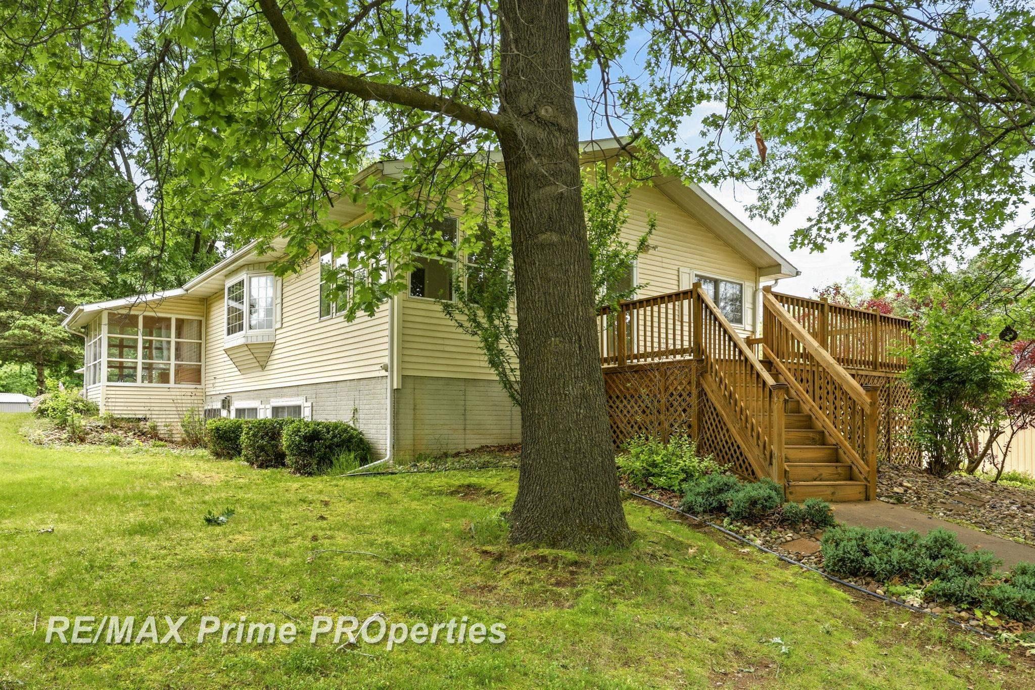 594 Lou Alice Drive photo 4