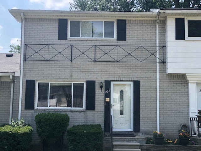 203 N Christine MtClemensCity_Macomb Michigan 48043