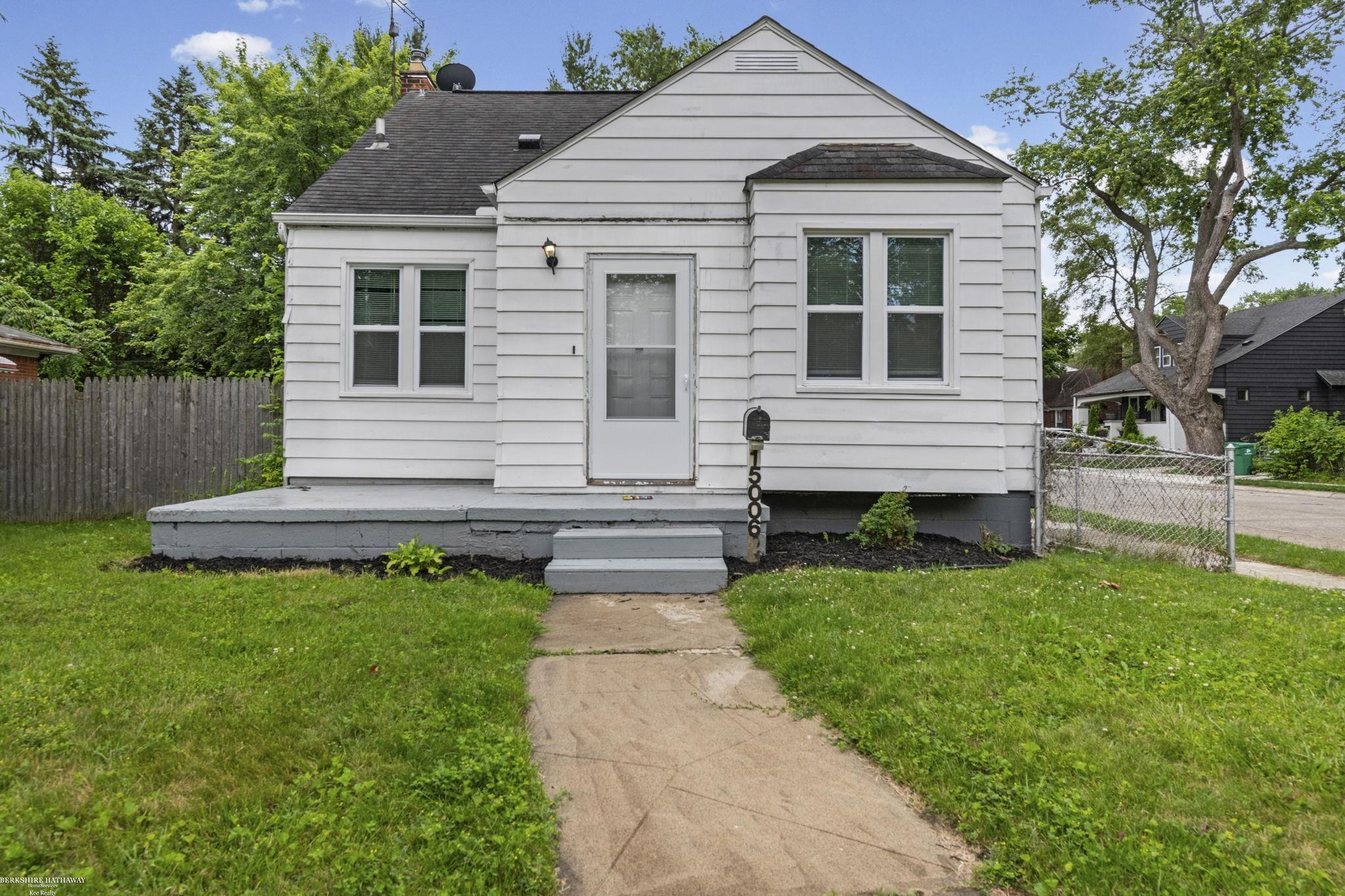 15006 Crescentwood AVE EastpointeCity_Macomb Michigan 48021