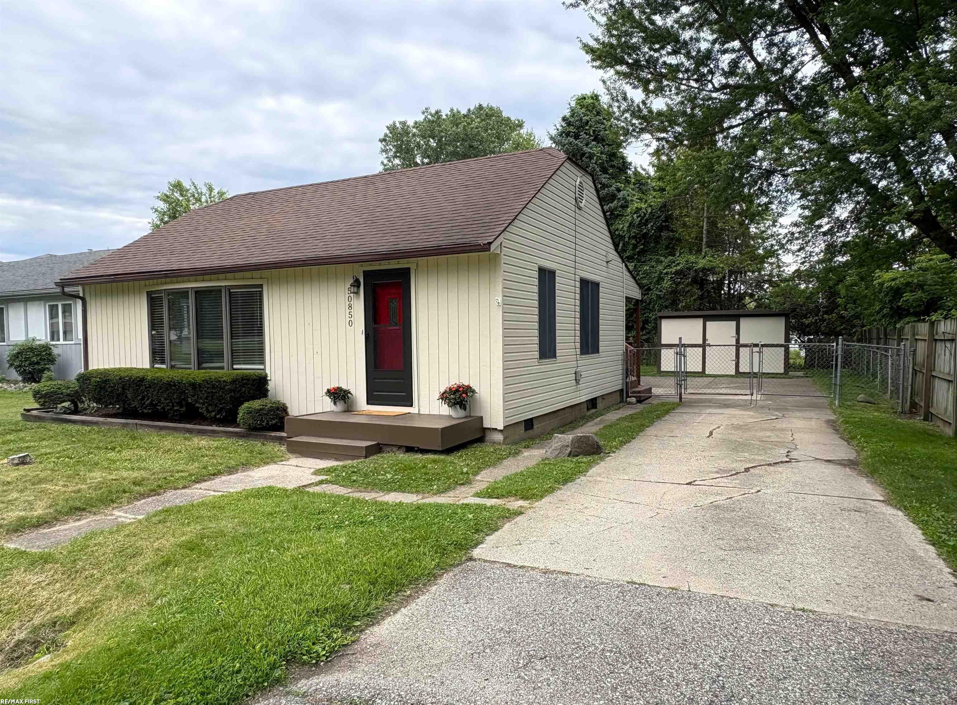Homes for sale in New Baltimore City Macomb, MI | 50850 Lempke St, New Baltimore City Macomb, MI 48047 | MLS# 58050212886