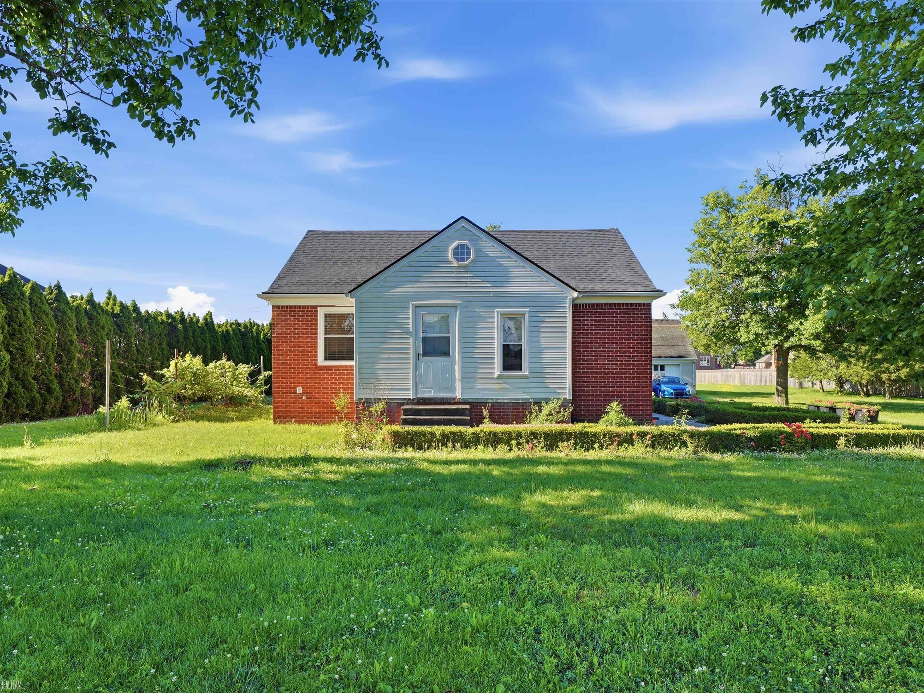 4466 18 1/2 Mile SterlingHeightsCity_Macomb Michigan 48314
