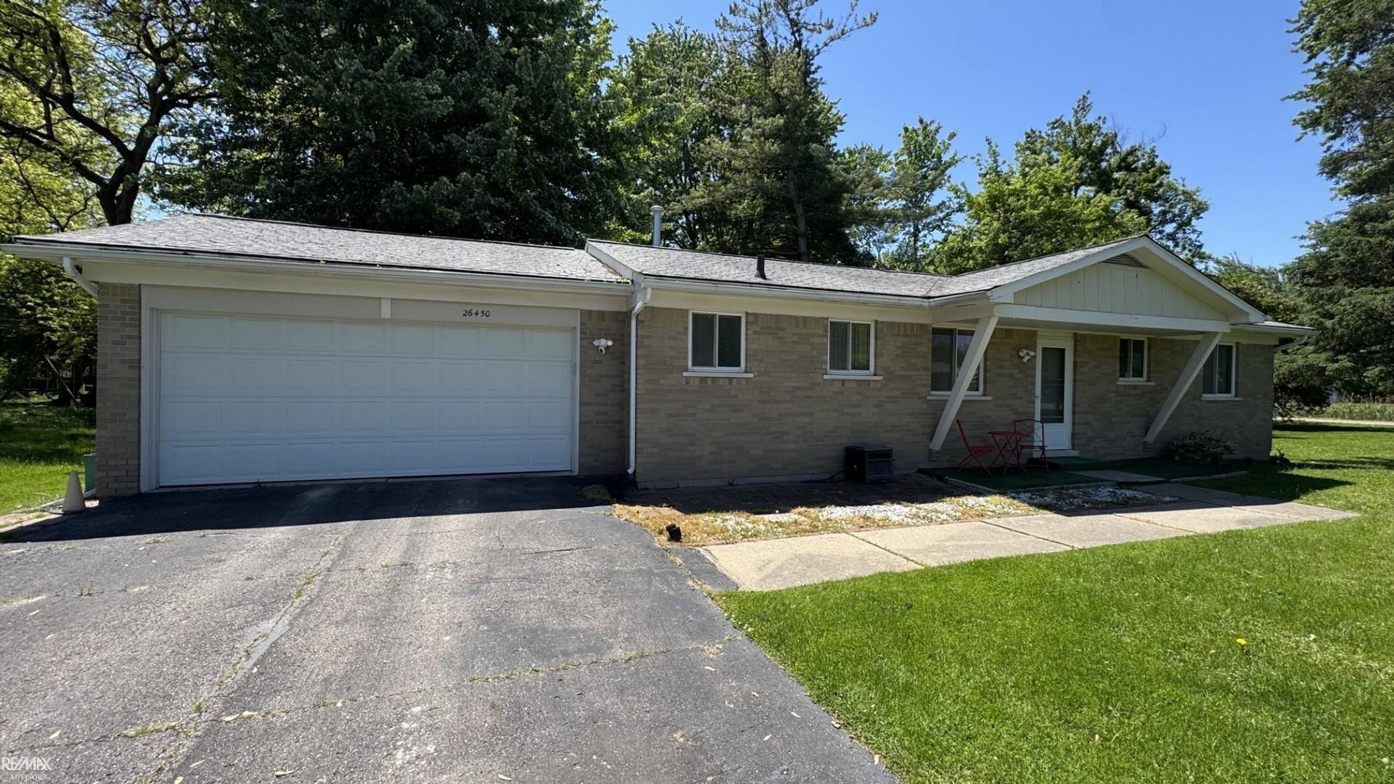 26450 South River RD HarrisonCharterTownship_Macomb Michigan 48045