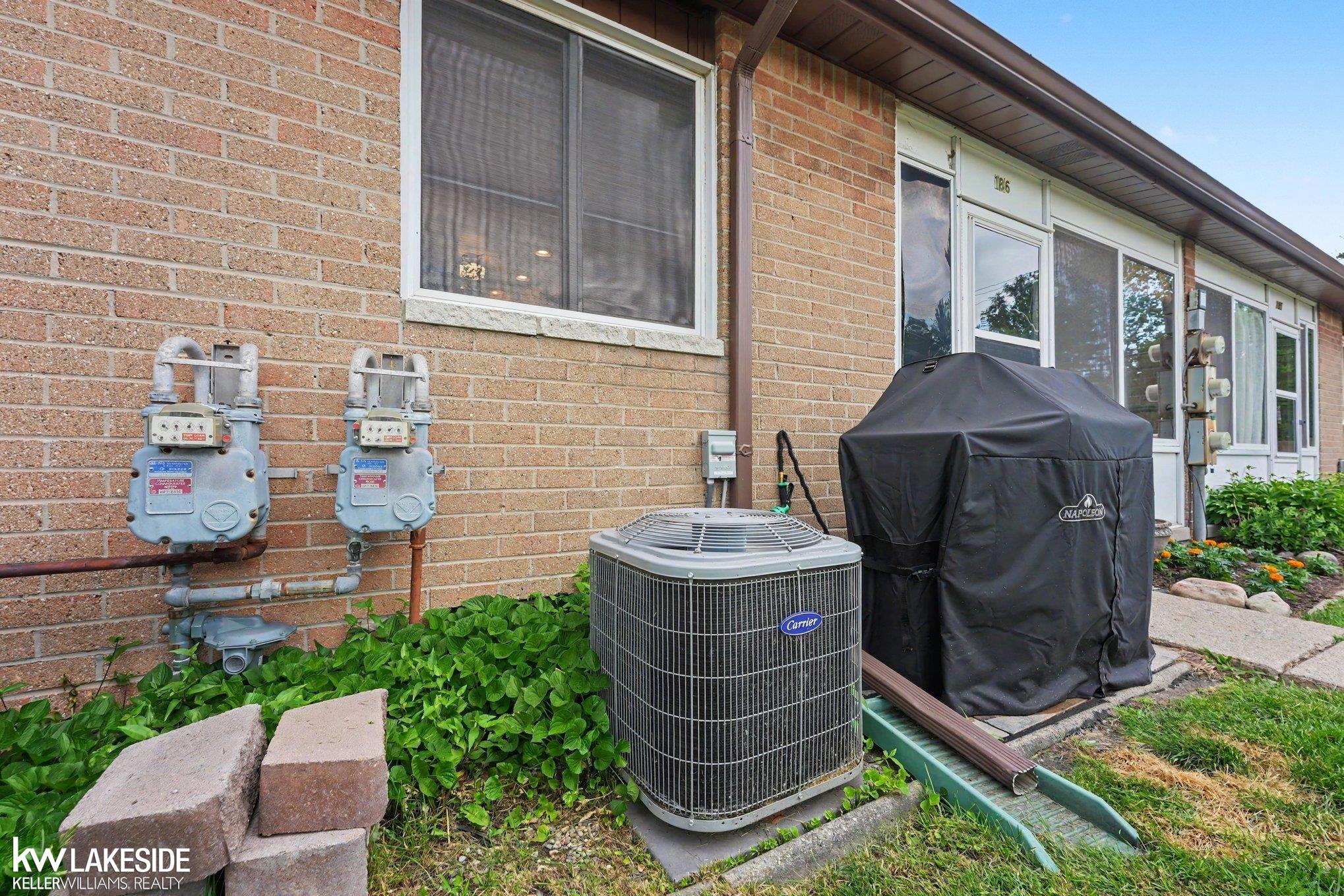 27th image of 8401 18 Mile Rd, Sterling Heights, MI 48313 | MLS# 58050212962