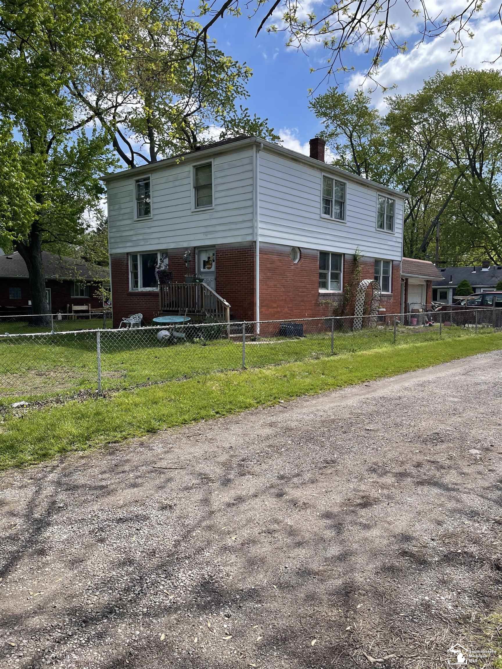 3rd image of 2288 Vivian Rd, Monroe, MI 48162 | MLS# 57050213012