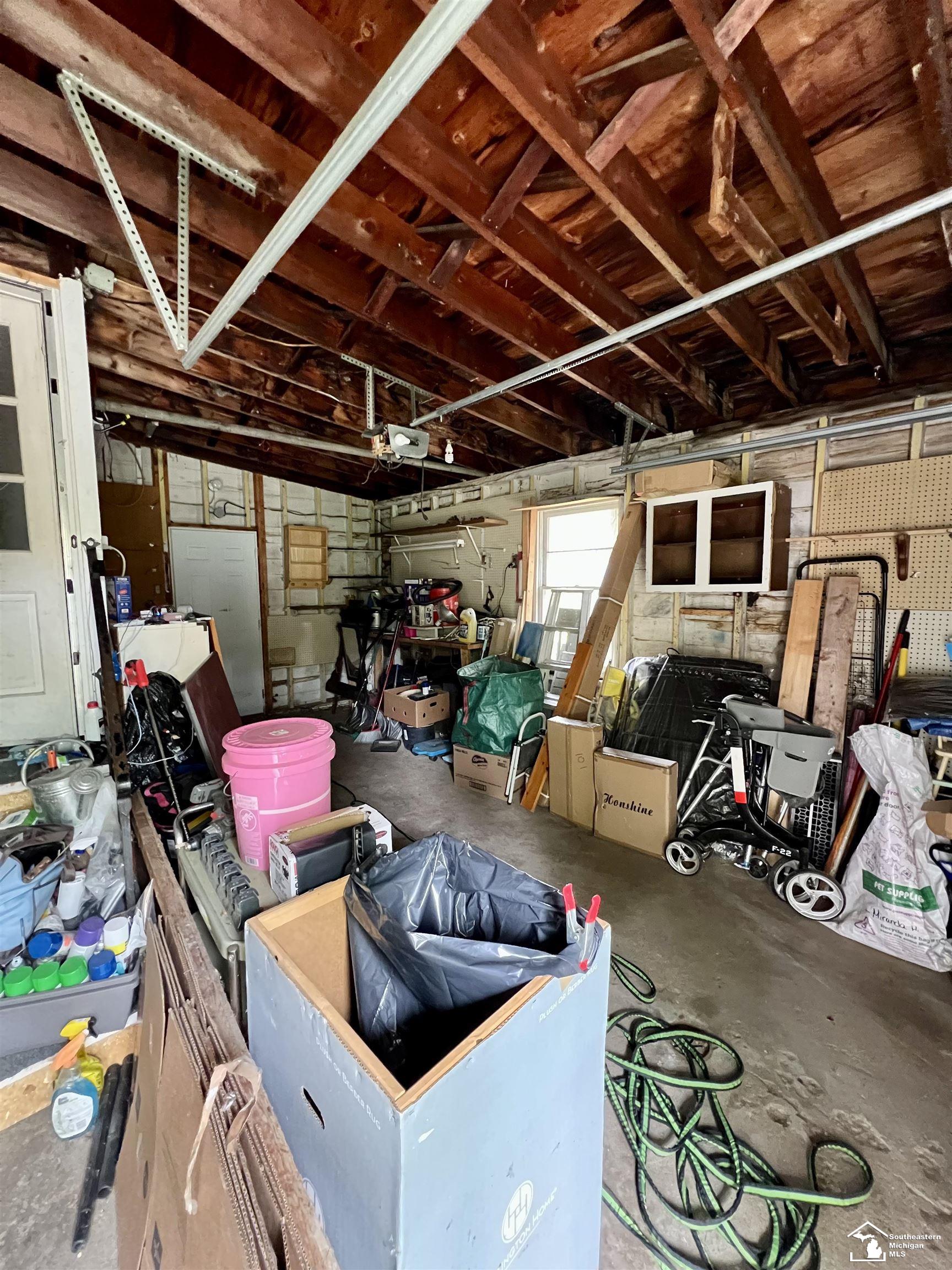 8th image of 2288 Vivian Rd, Monroe, MI 48162 | MLS# 57050213012