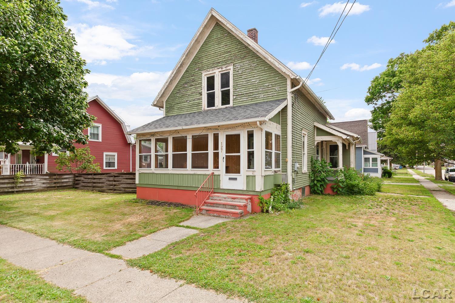 <p>Featured Properties</p>