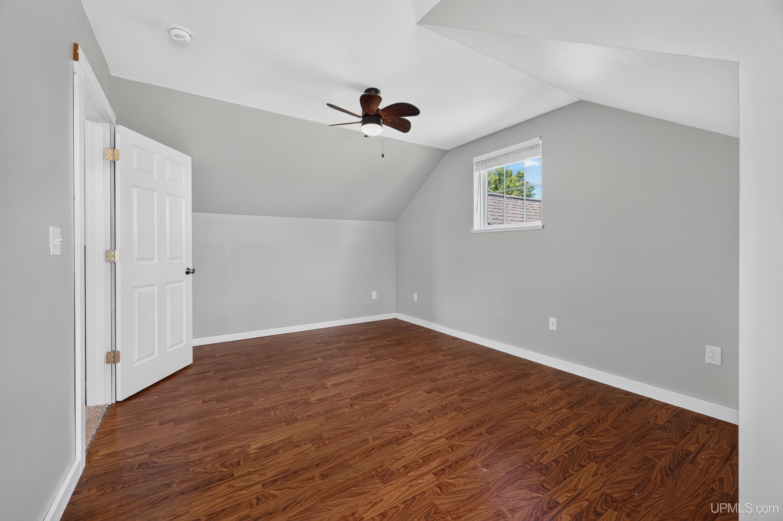MLS 50213072 Large photo number 30 