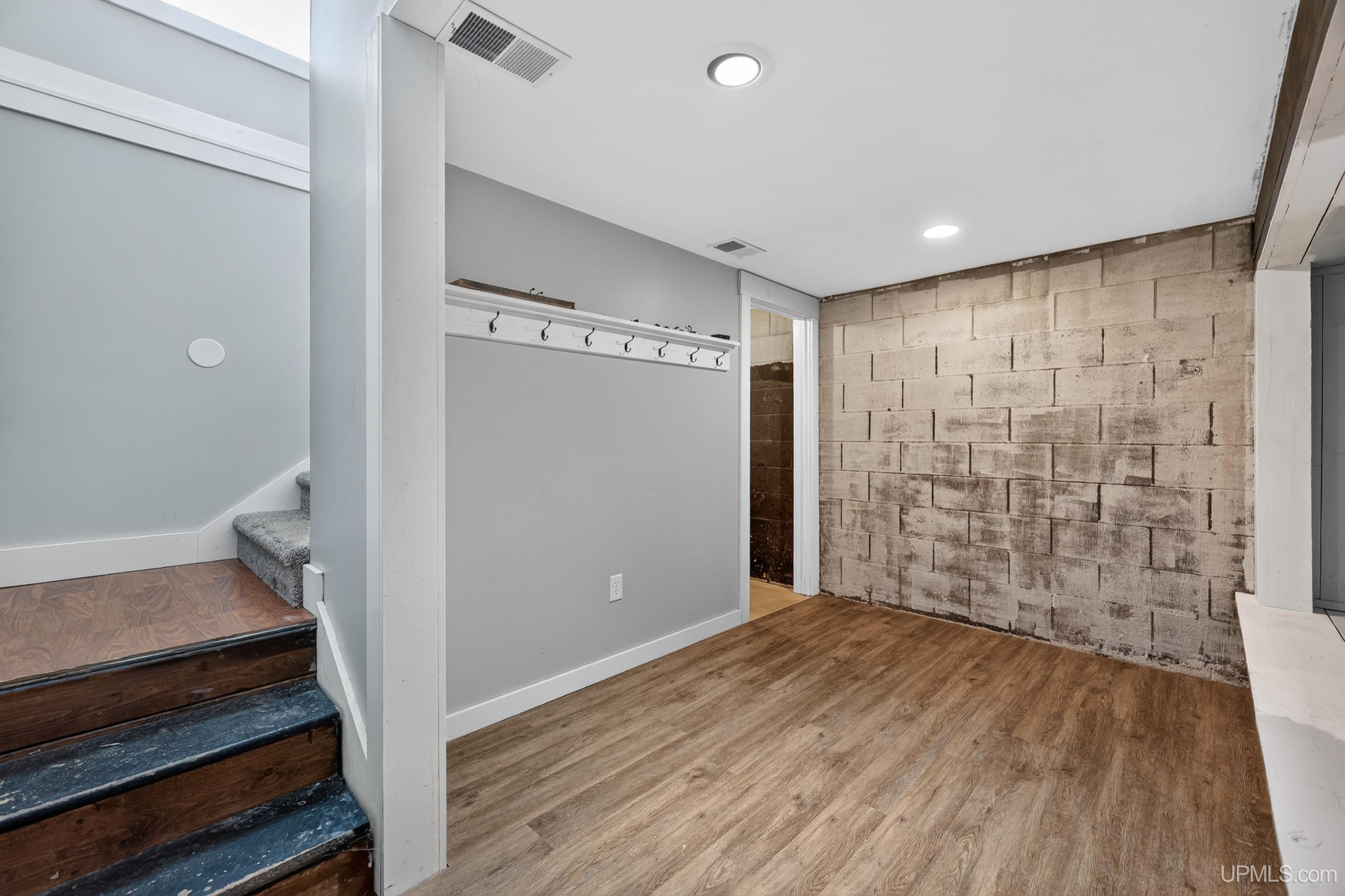 MLS 50213072 Large photo number 34 