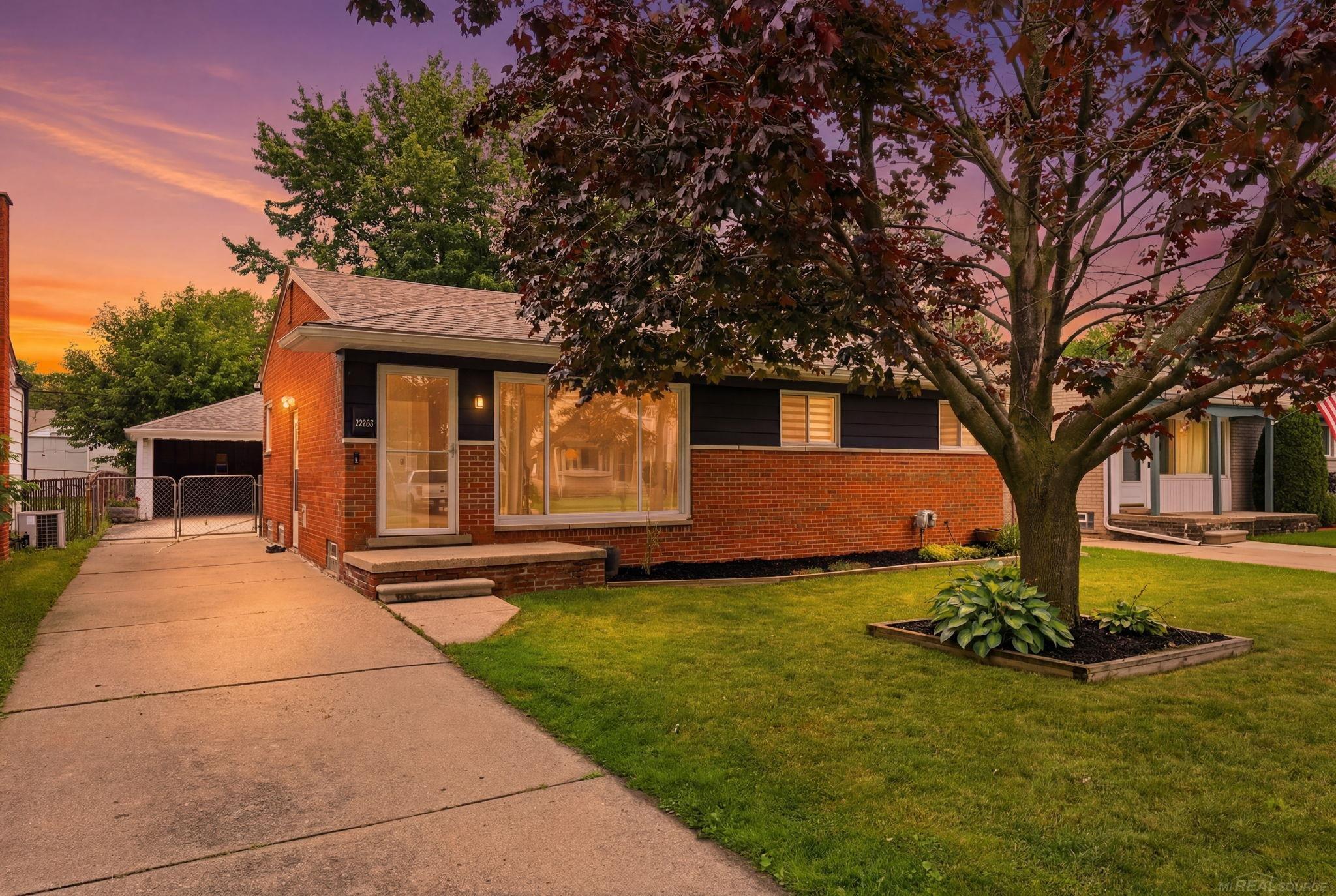 22507 Socia StClairShoresCity_Macomb Michigan 48082