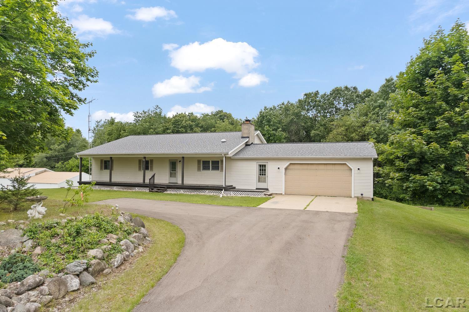 4th image of 2010 S Kane Rd, Stockbridge, MI 49285 | MLS# 56050213122