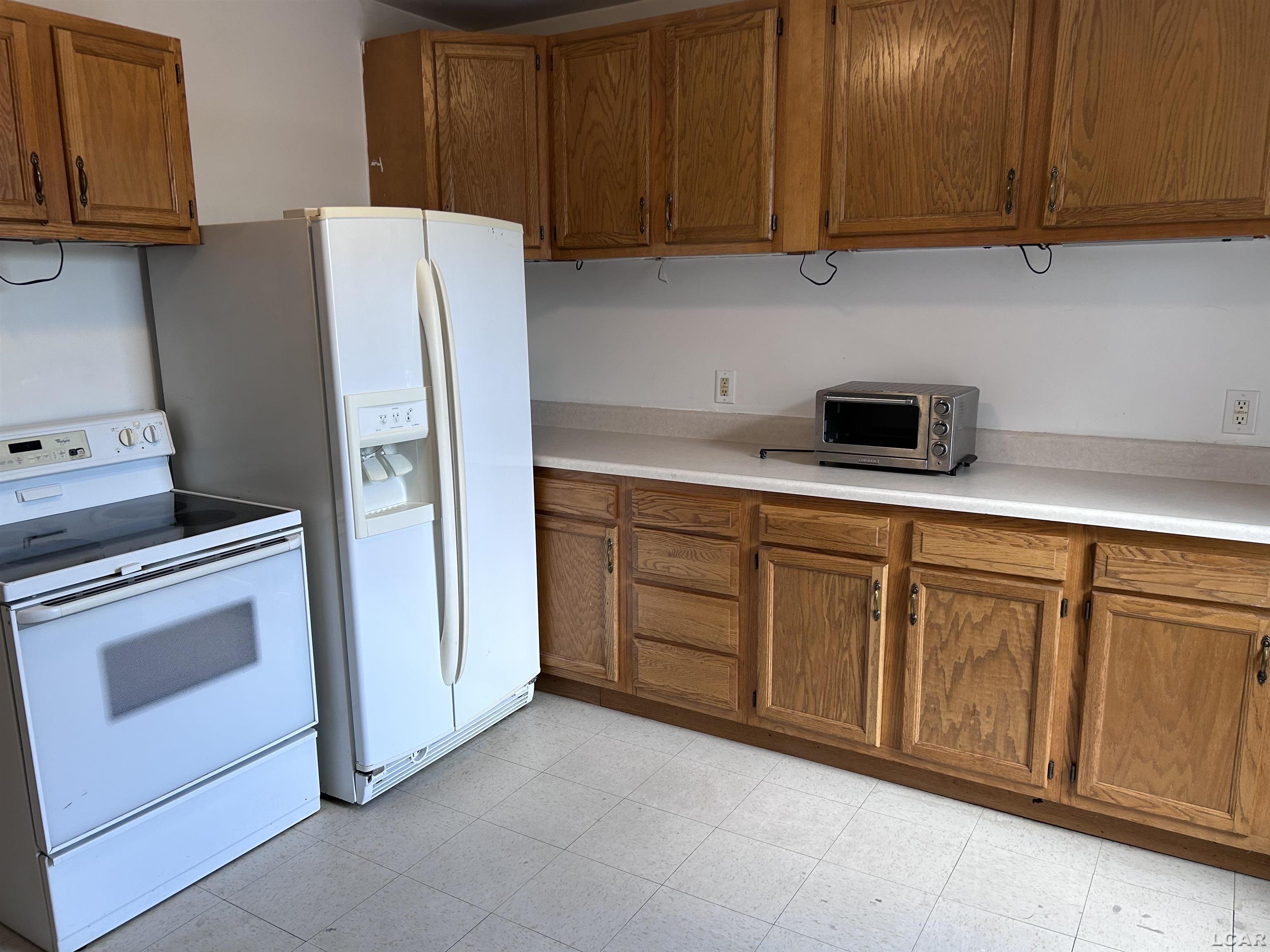 Homes for sale in Morenci City Lenawee, MI | 137 1/2 W Main St, Morenci City Lenawee, MI 49256 | MLS# 56050213272