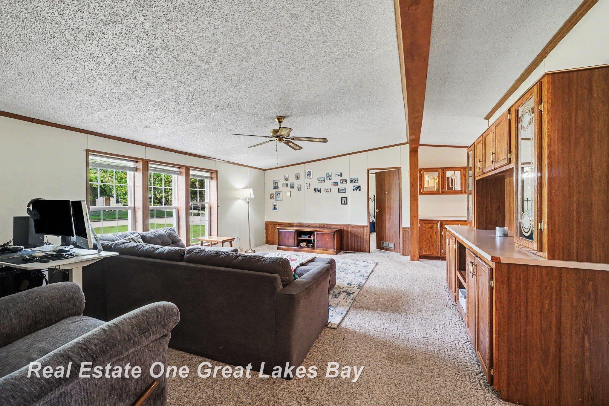 Photo 4 of Single family home for sale at 760 Doro Ln, Saginaw, MI 48604 | MLS# 61050213305 | Listing updated on 2026-10-02