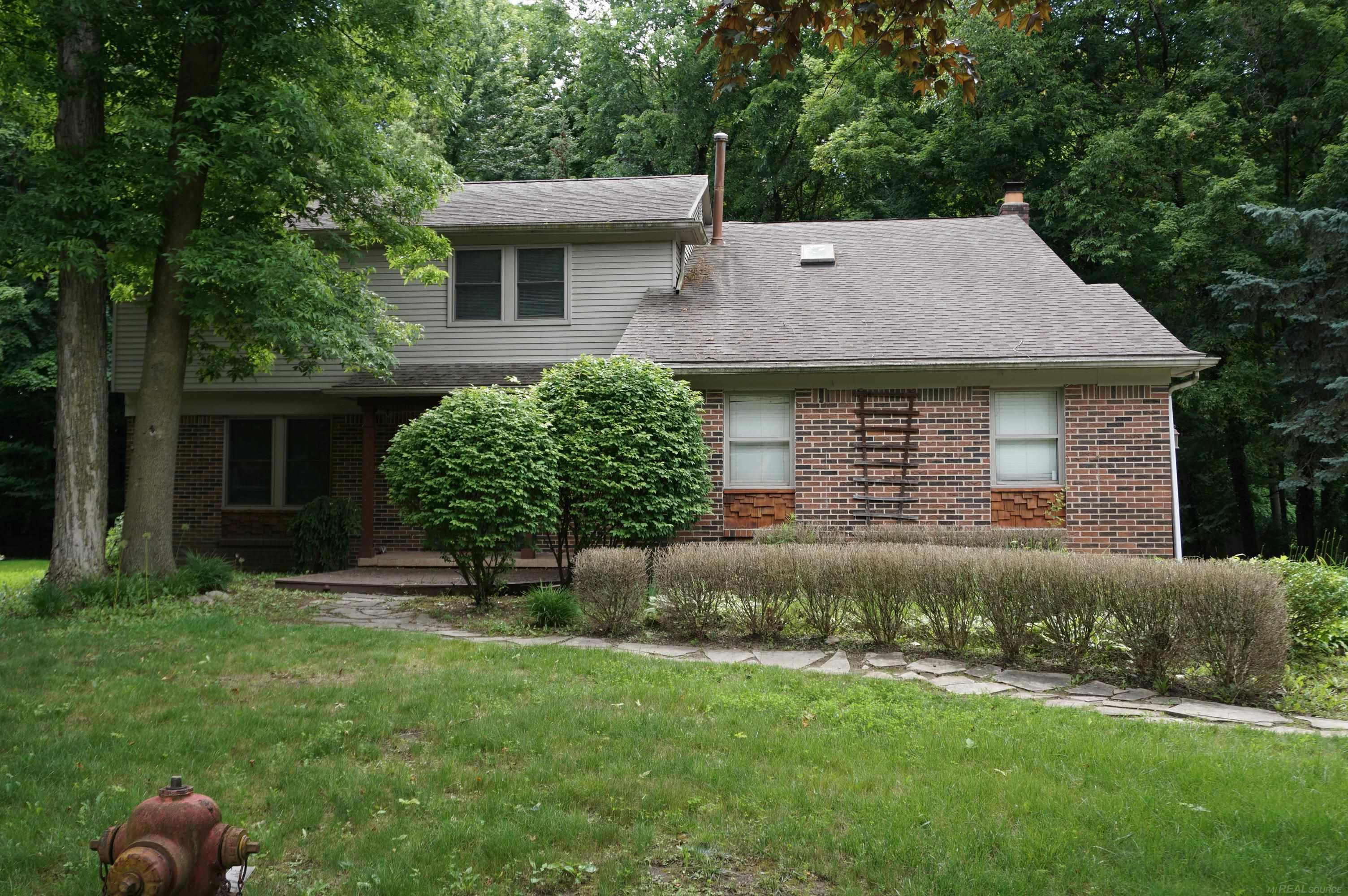 Photo 1 of Single family home for sale at 34711 Valley Frg Dr, Farmington, MI 48331 | MLS# 50213501 | Listing updated on 2026-09-18