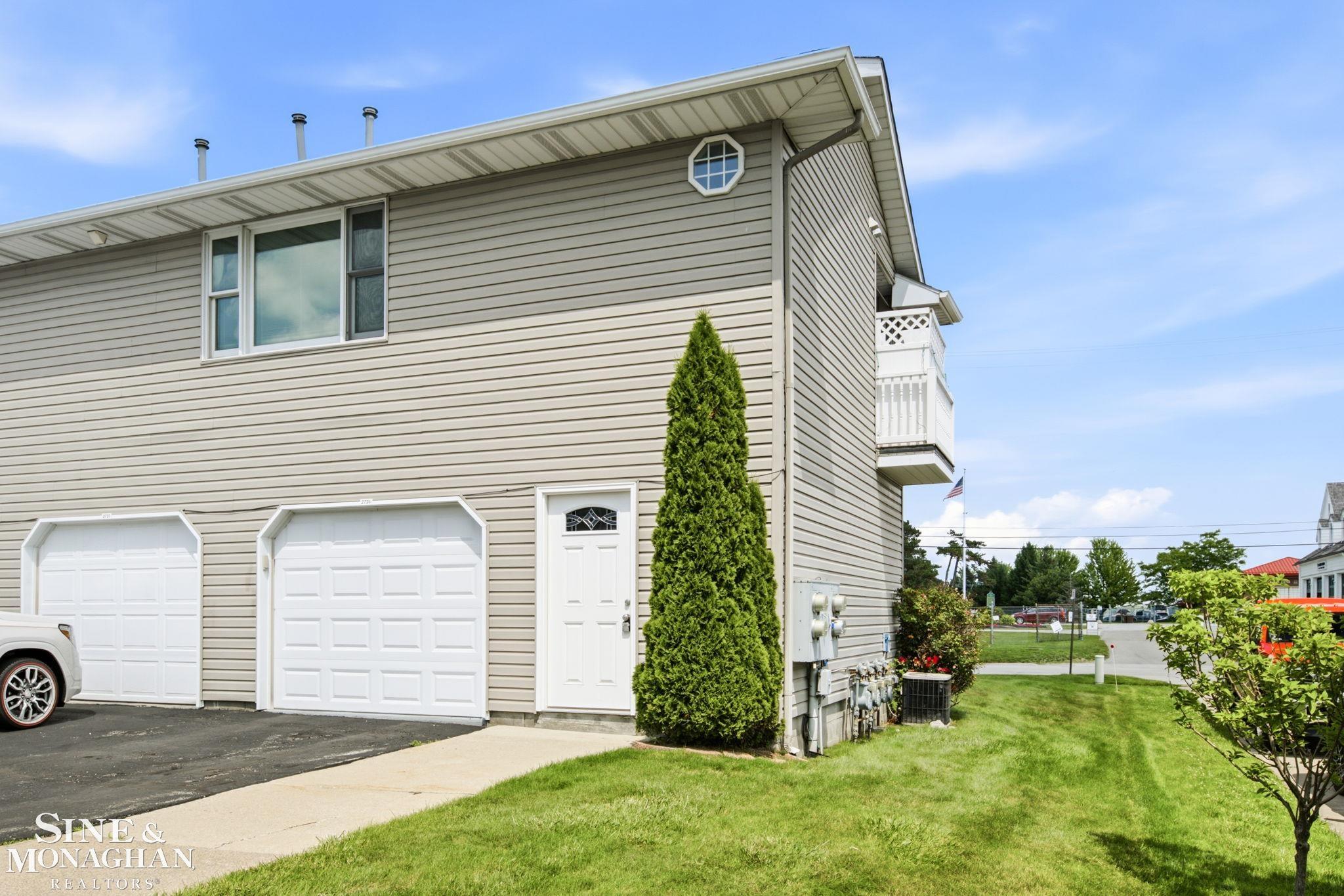 3rd image of 2731 Omar St, Port Huron, MI 48060