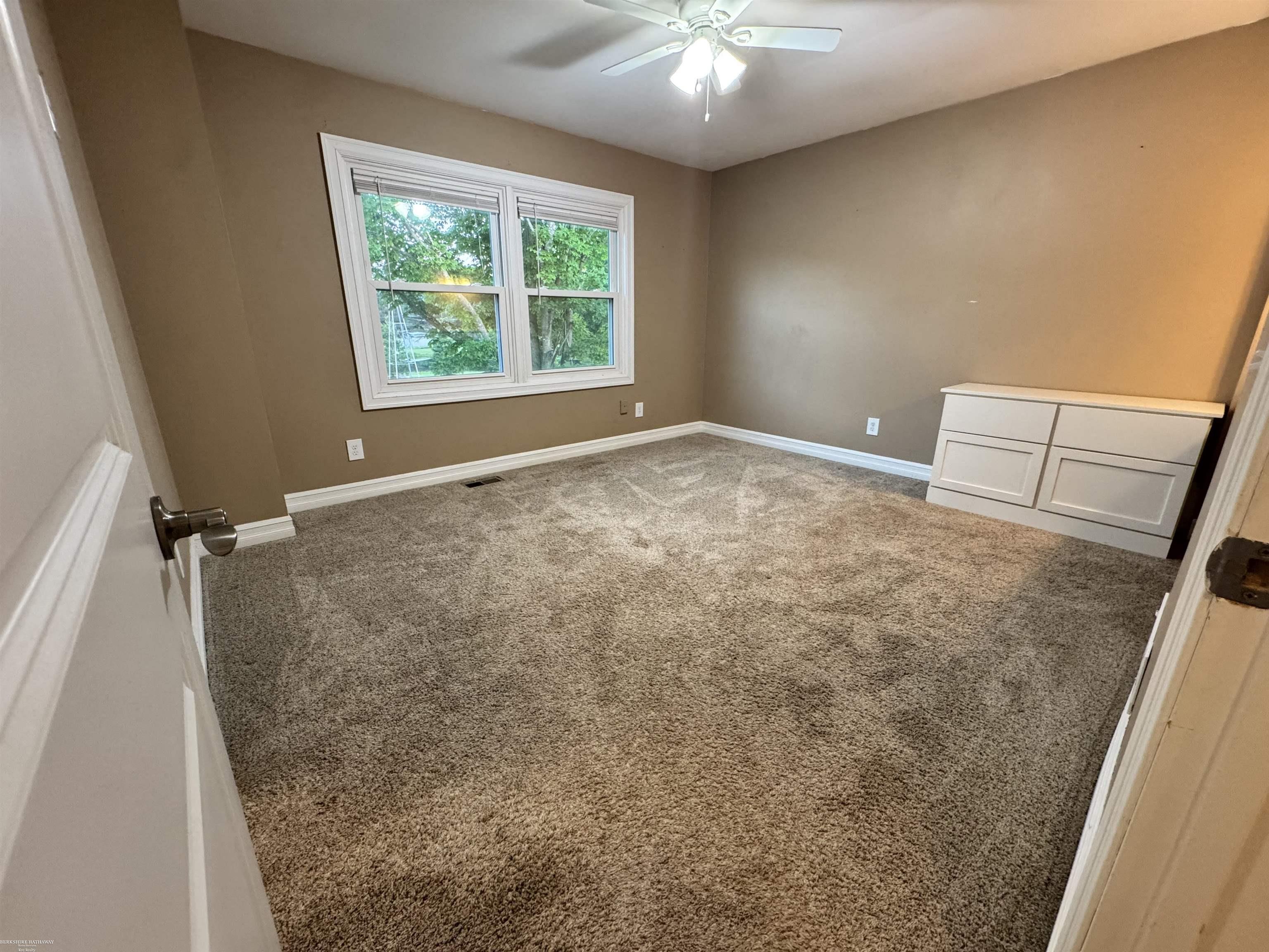 7894 Lantern Drive photo 15