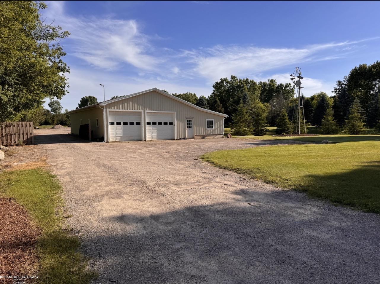 7894 Lantern Drive photo 4