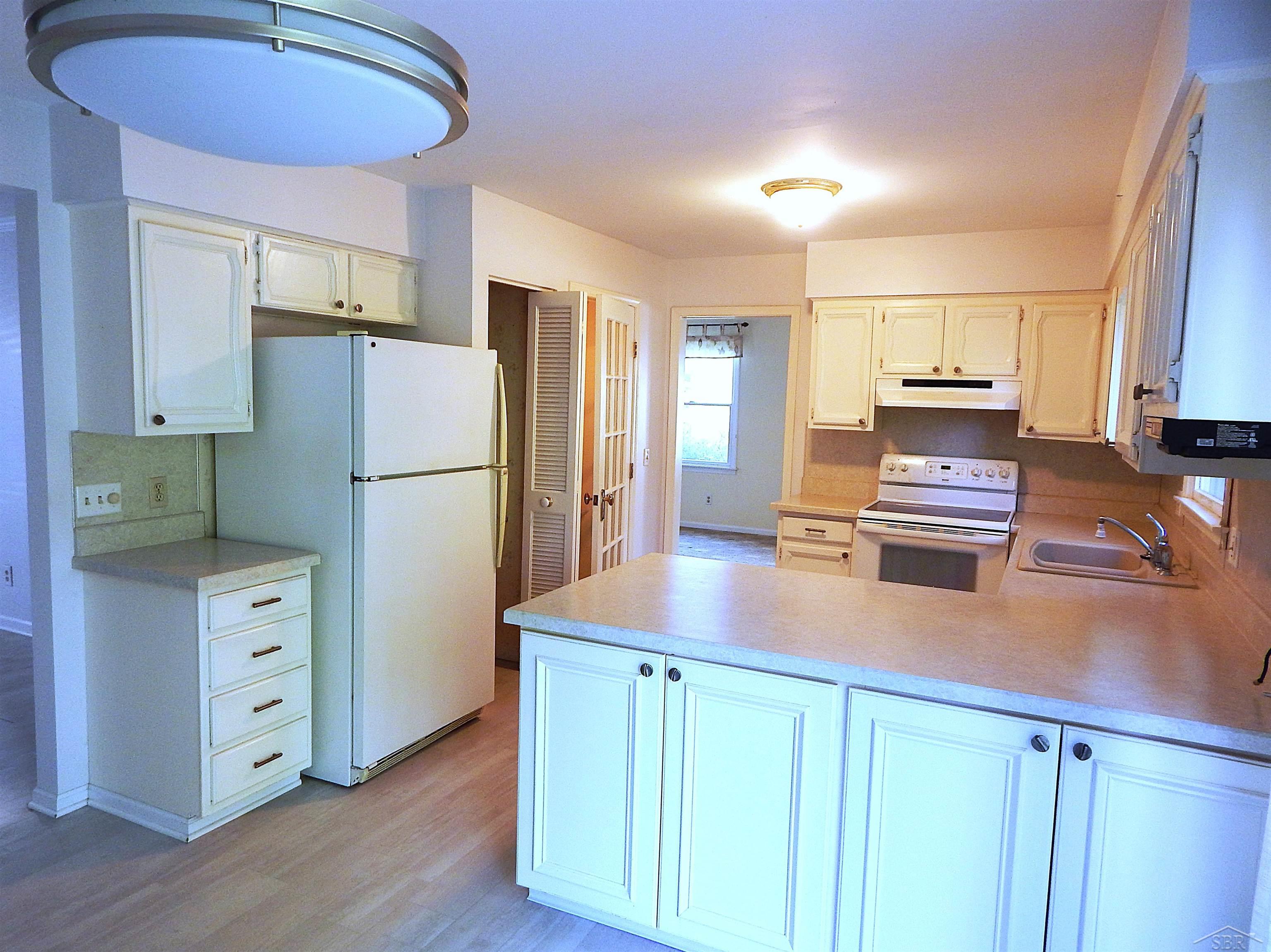 image of 485 Winthrop Ln, Saginaw, MI 48638 | MLS# 61050213636