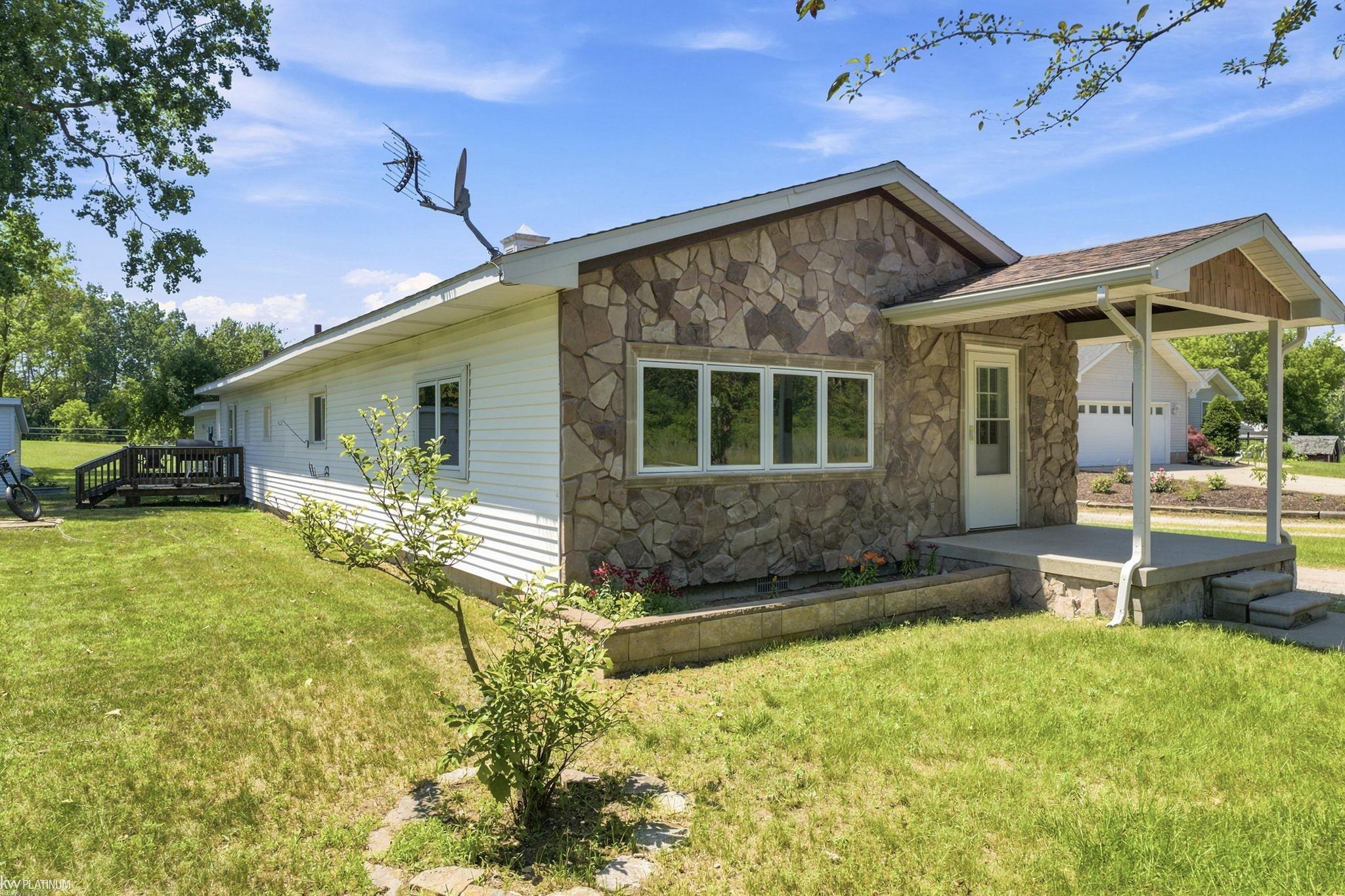 Homes for sale in Fort Gratiot Charter Township St Clair, MI | 5469 Parker Rd, Fort Gratiot Charter Township St Clair, MI 48059 | MLS# 58050213902