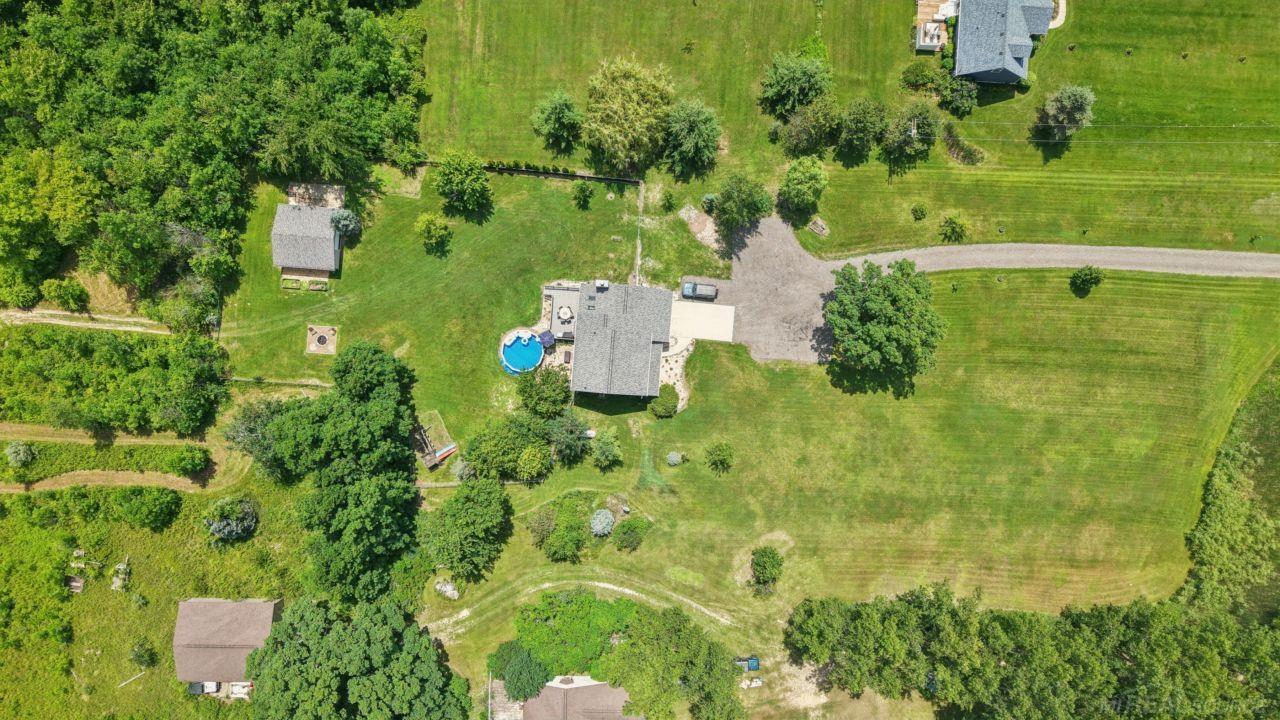 726 Brown City Road photo 16