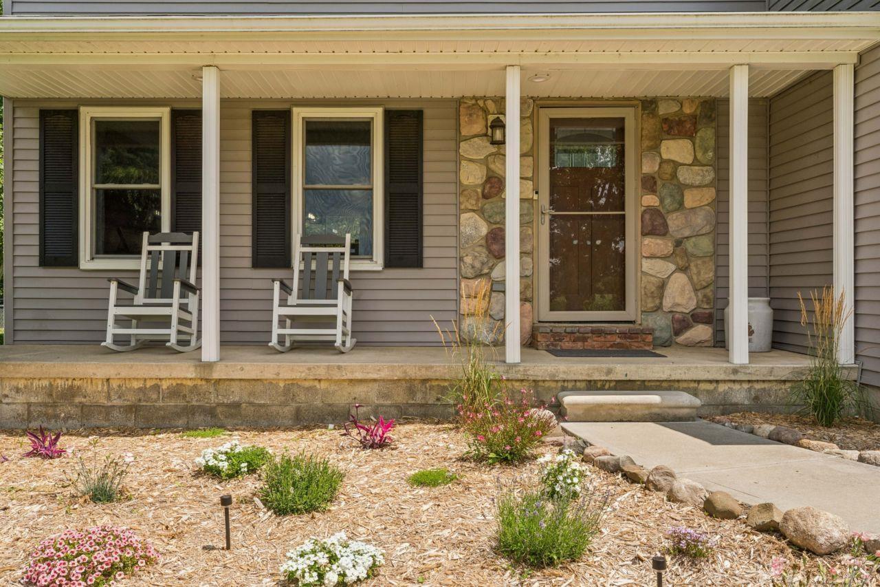 726 Brown City Road photo 10