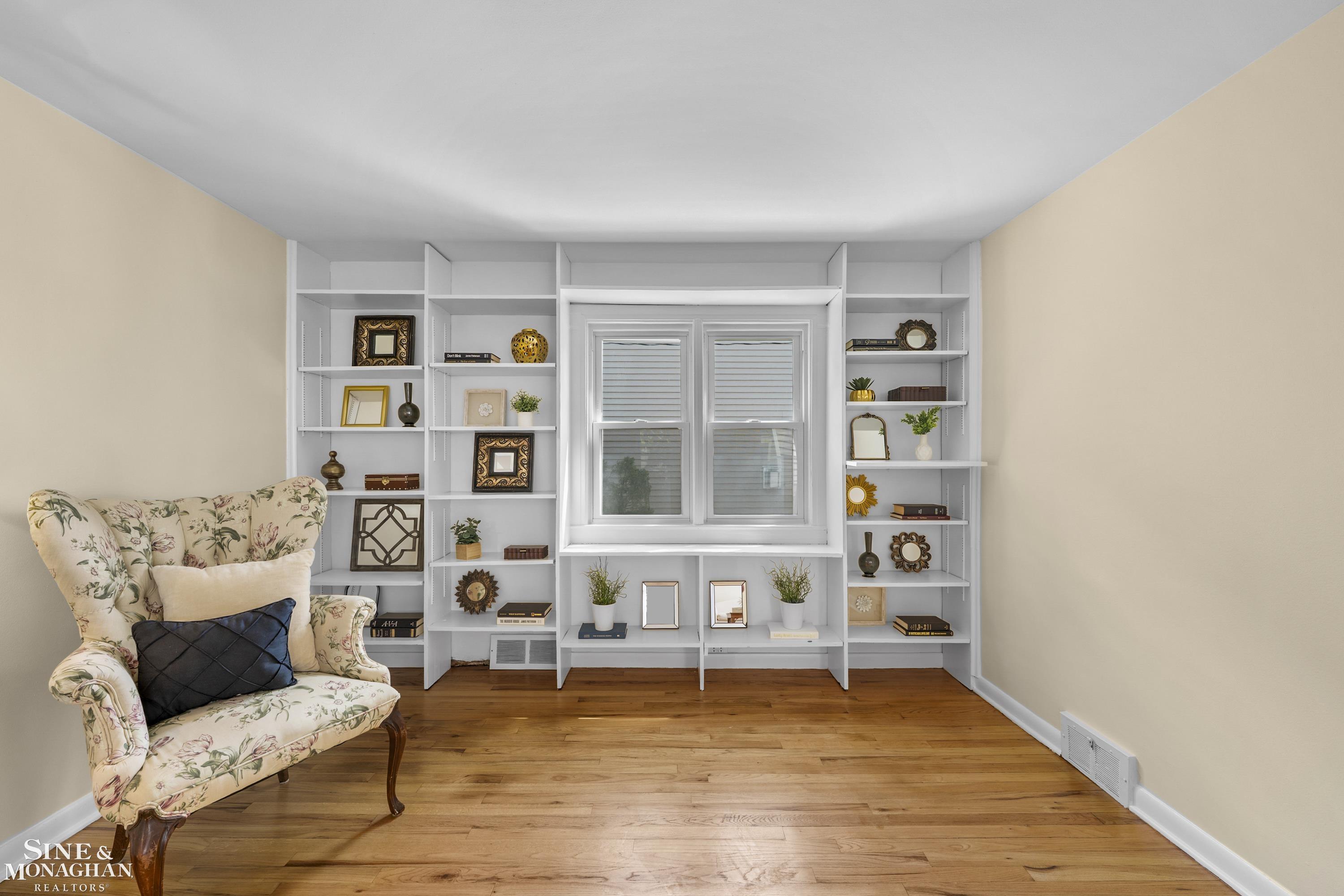 5th image of 190 Lakeview Ave, Grosse Pointe Farms, MI 48236 | MLS# 58050214249