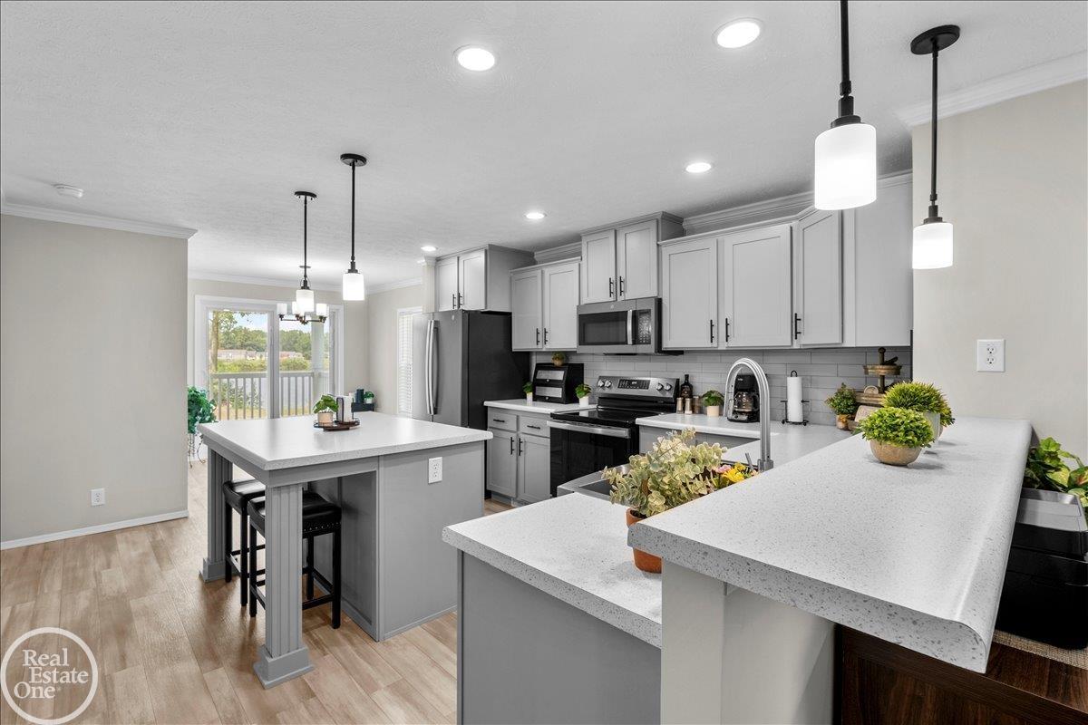 184 Riviera Drive photo 15