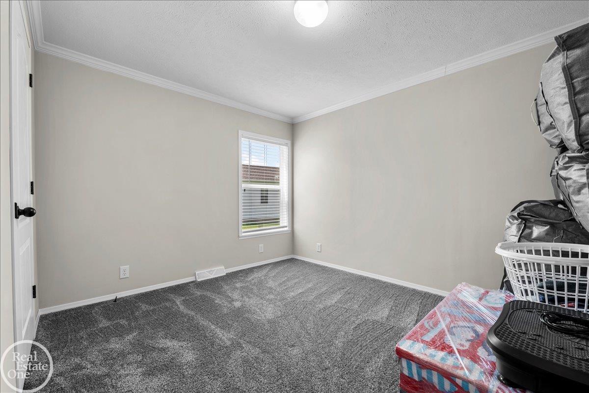 184 Riviera Drive photo 8
