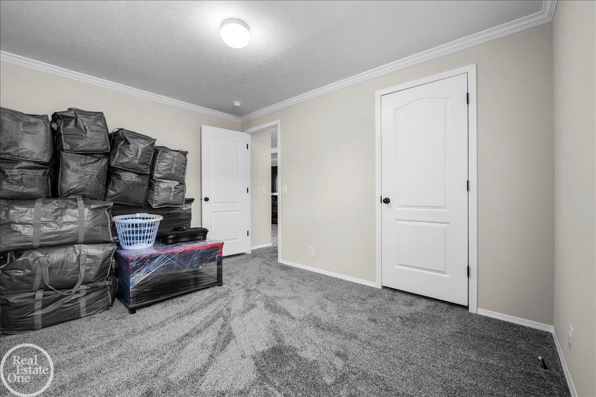 184 Riviera Drive photo 9