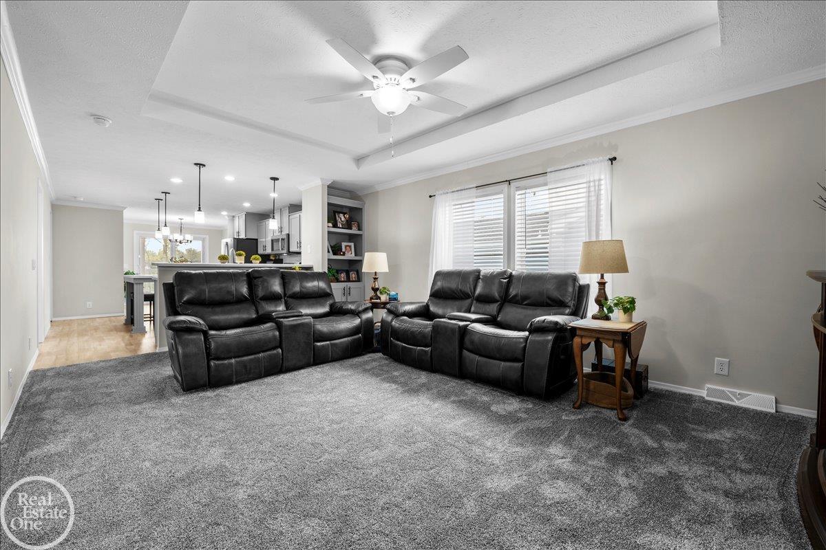 184 Riviera Drive photo 10