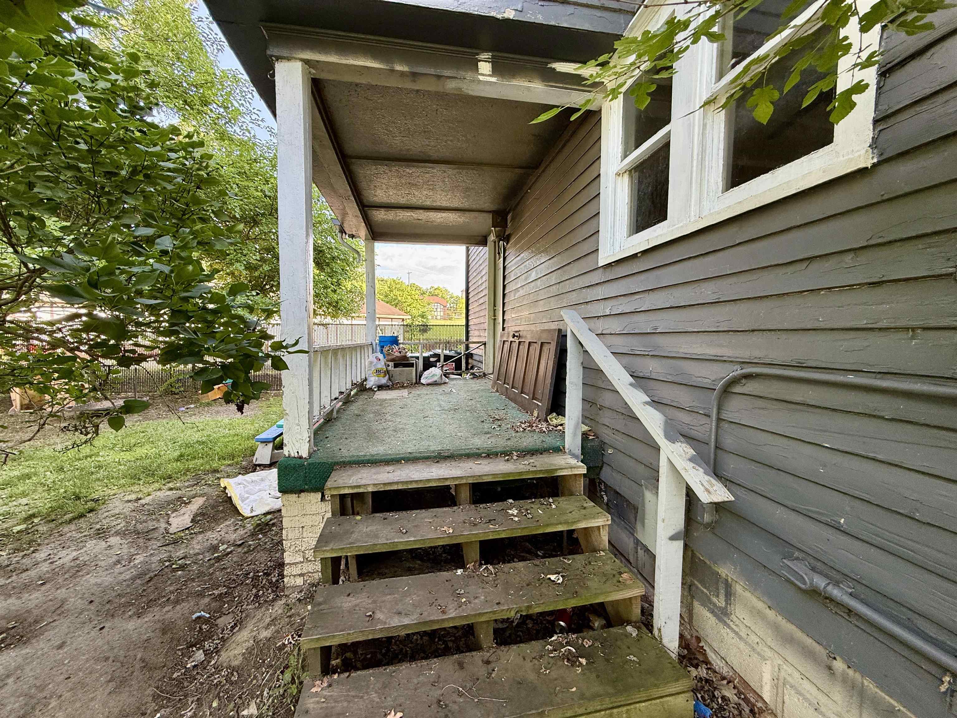 Homes for sale in Owosso City Shiawassee, MI | 925 S Ball St, Owosso City Shiawassee, MI 48867 | MLS# 5050214371