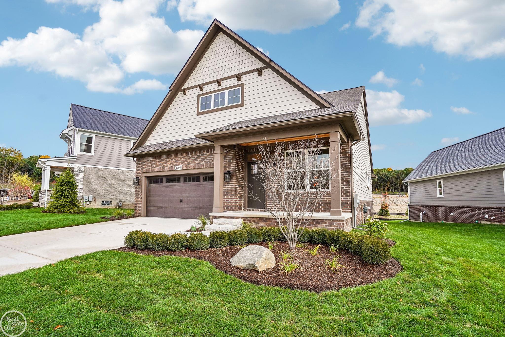 Photo 3 of Single family home for sale at 3003 Woodland Cir, West Bloomfield, MI 48323 | MLS# 50214380 | Listing updated on 2026-10-19