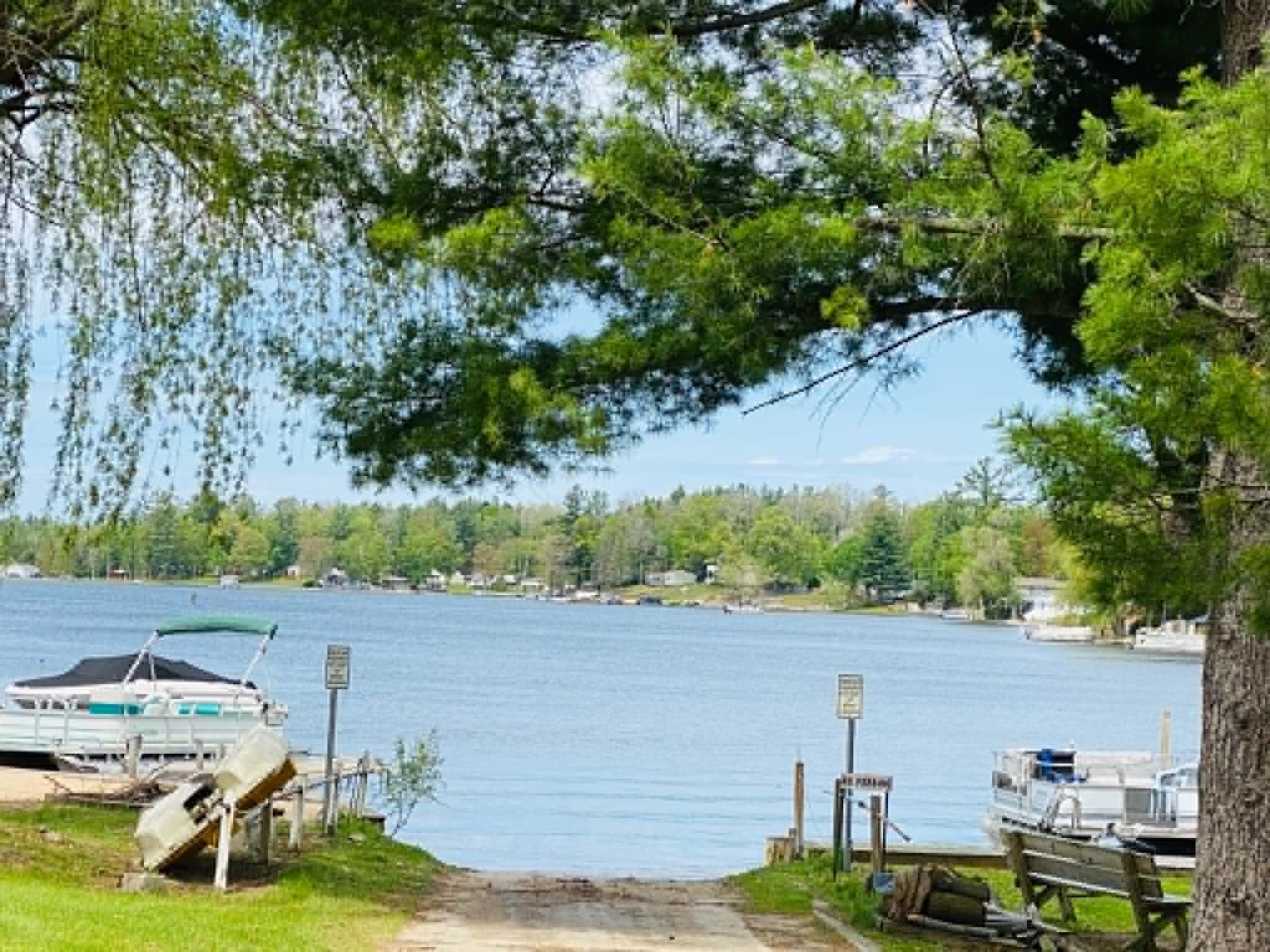 2nd image of 402 S Scott Dr, Farwell, MI 48622 | MLS# 50214405