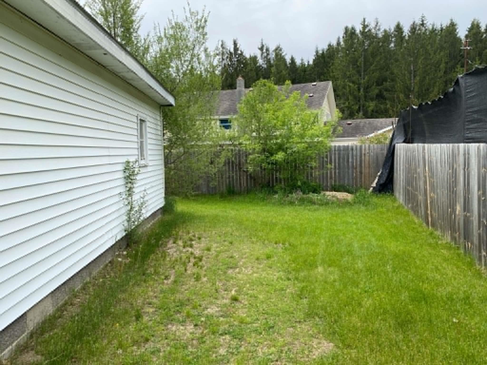 12th image of 402 S Scott Dr, Farwell, MI 48622 | MLS# 50214405