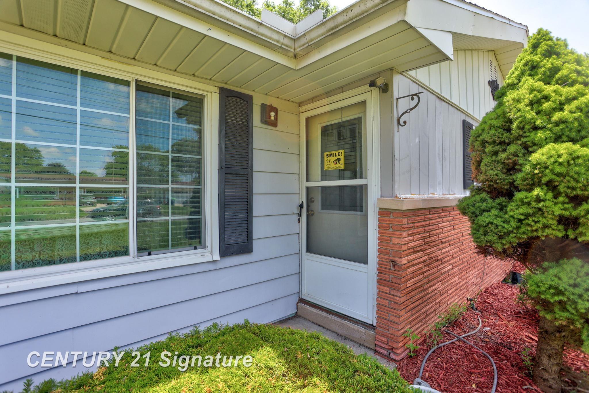Homes for sale in Saginaw Charter Township Saginaw, MI | 2684 Kuhlman Dr, Saginaw Charter Township Saginaw, MI 48603 | MLS# 61050214424
