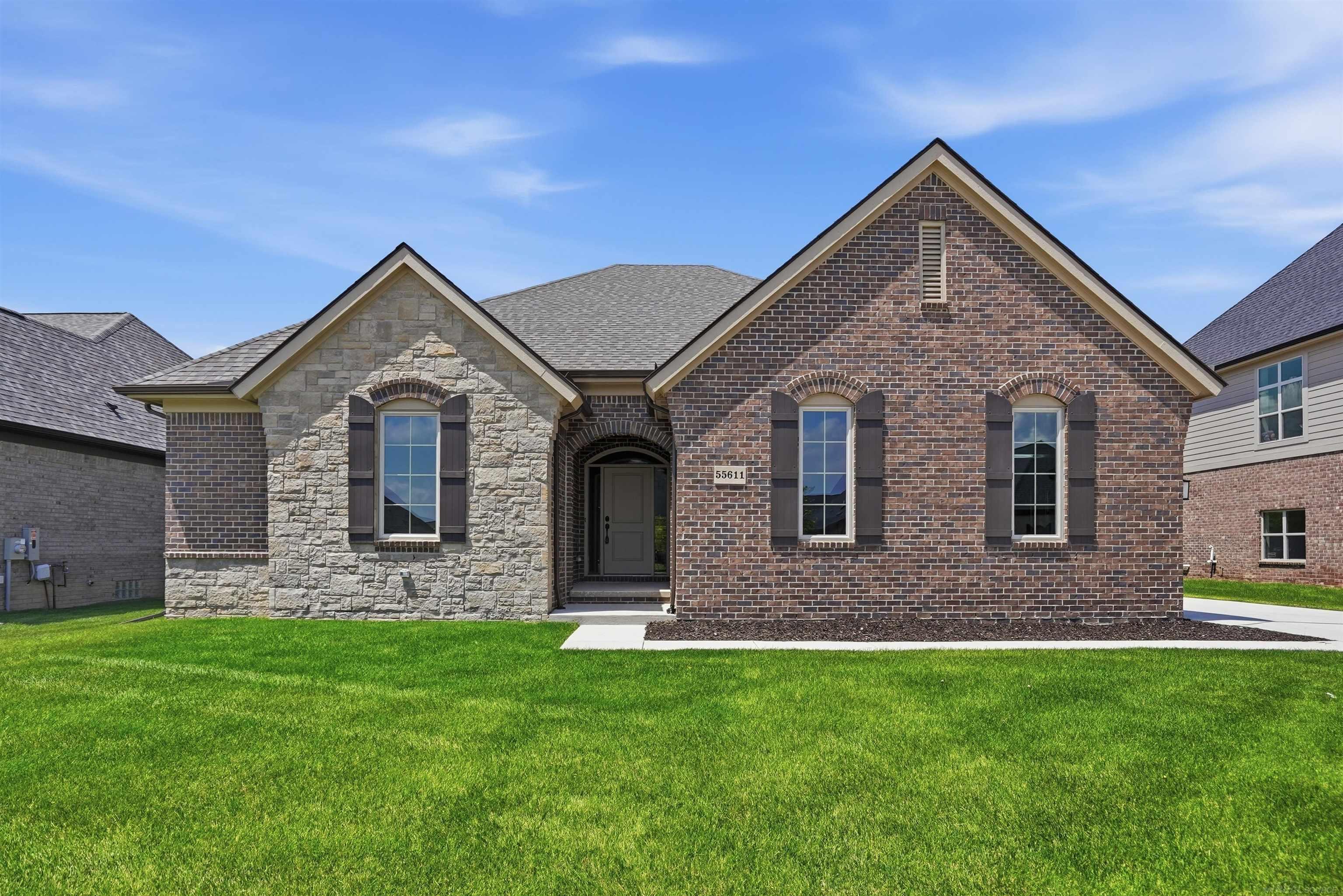 Homes for sale in Shelby Twp, MI | 55611 Bay Oaks Ct, Shelby Twp, MI 48315 | MLS# 50214451