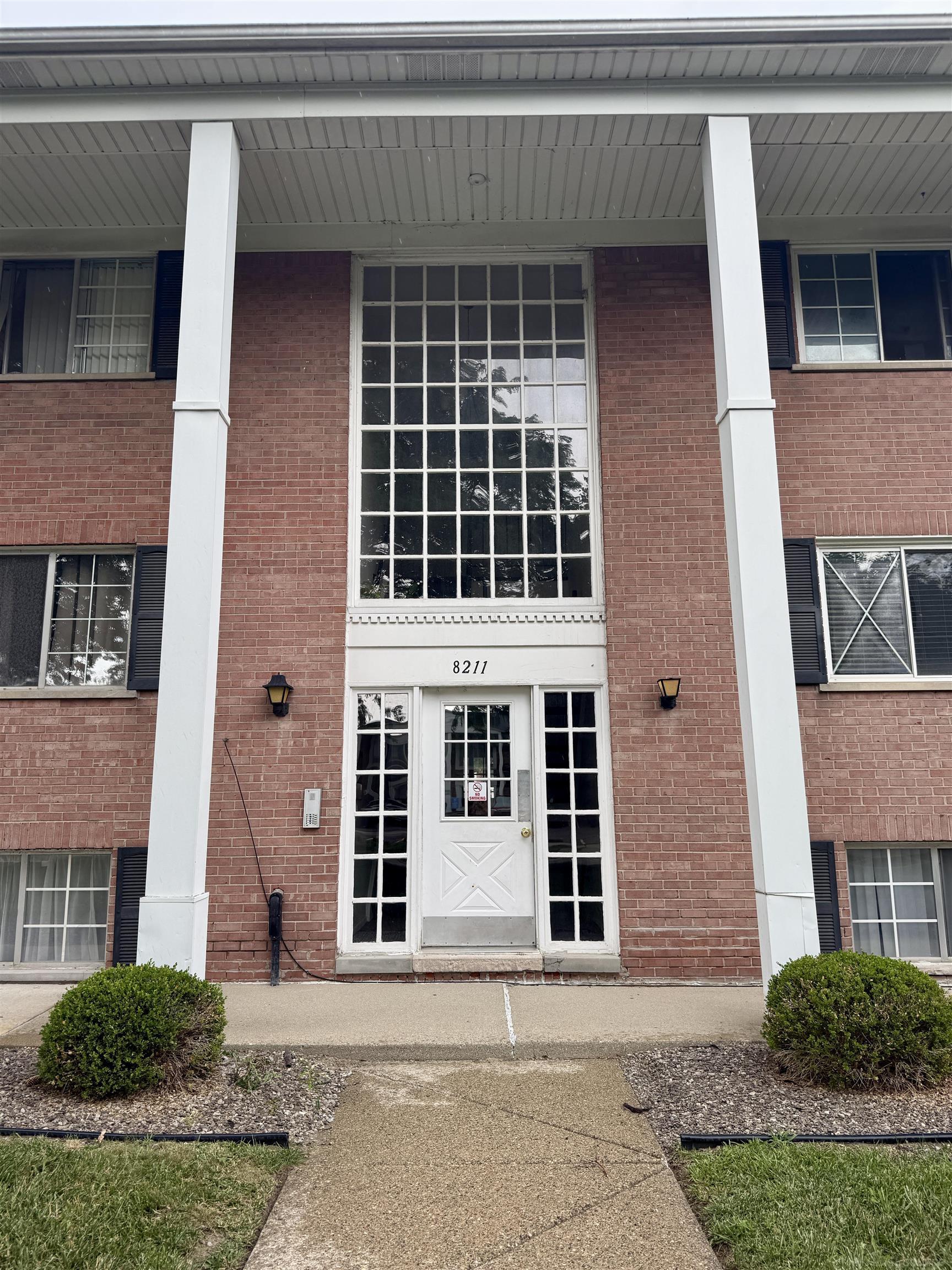 Homes for sale in Sterling Heights, MI | 8211 Denwood #4 Dr, Sterling Heights, MI 48312 | MLS# 50214502