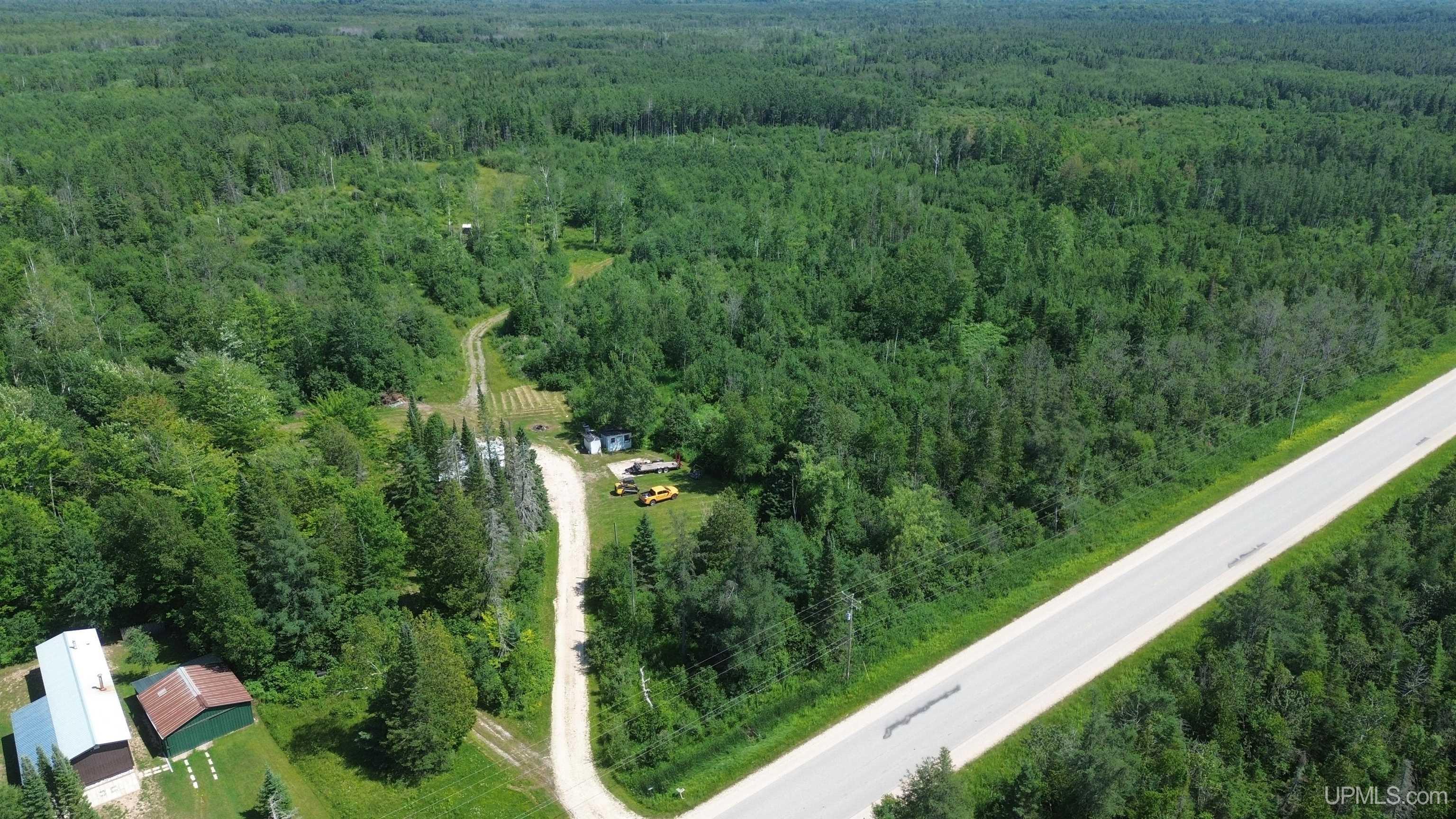 Homes for sale in Gulliver, MI | 2184 N N Gulliver Lake Rd, Gulliver, MI 49840 | MLS# 50214552