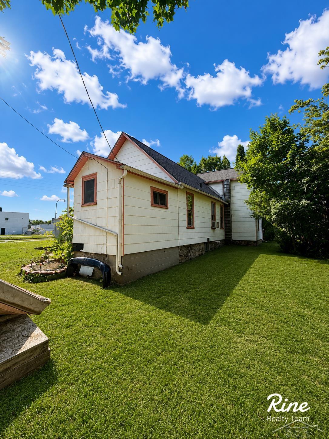 Homes for sale in Mayville Village Tuscola, MI | 42 W Main St, Mayville Village Tuscola, MI 48744 | MLS# 61050214559
