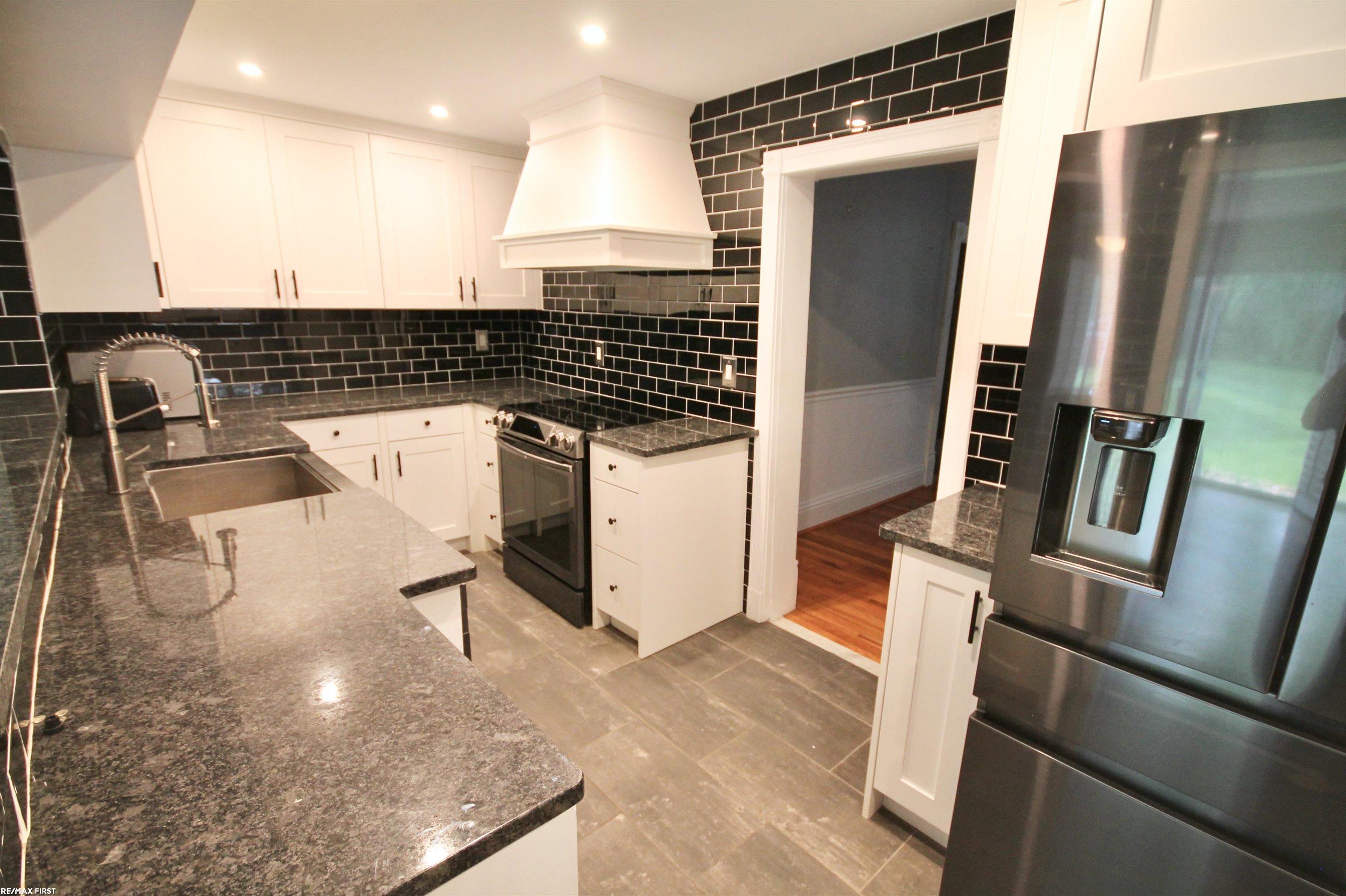 Photo 4 of Single family home for sale at 48 W Burdick St, Oxford, MI 48371 | MLS# 58050214581 | Listing updated on 2026-09-12