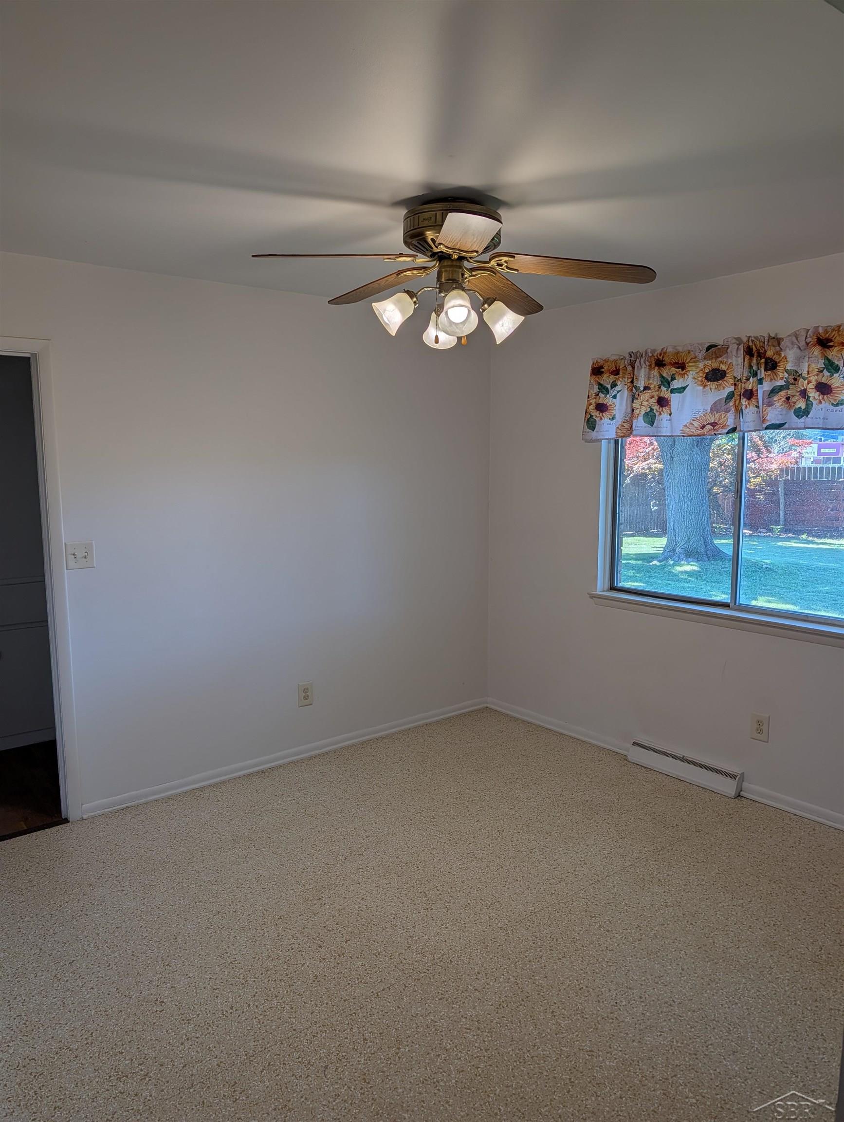 3rd image of 3323 Peale Dr, Saginaw, MI 48602 | MLS# 61050214597