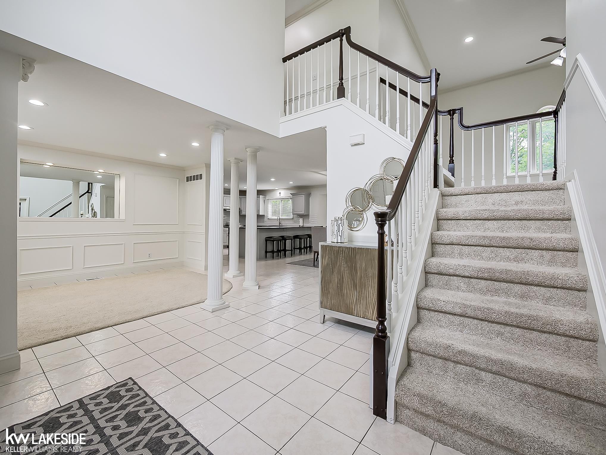 5th image of 2058 Reagan Dr, Rochester Hills, MI 48309 | MLS# 58050214687
