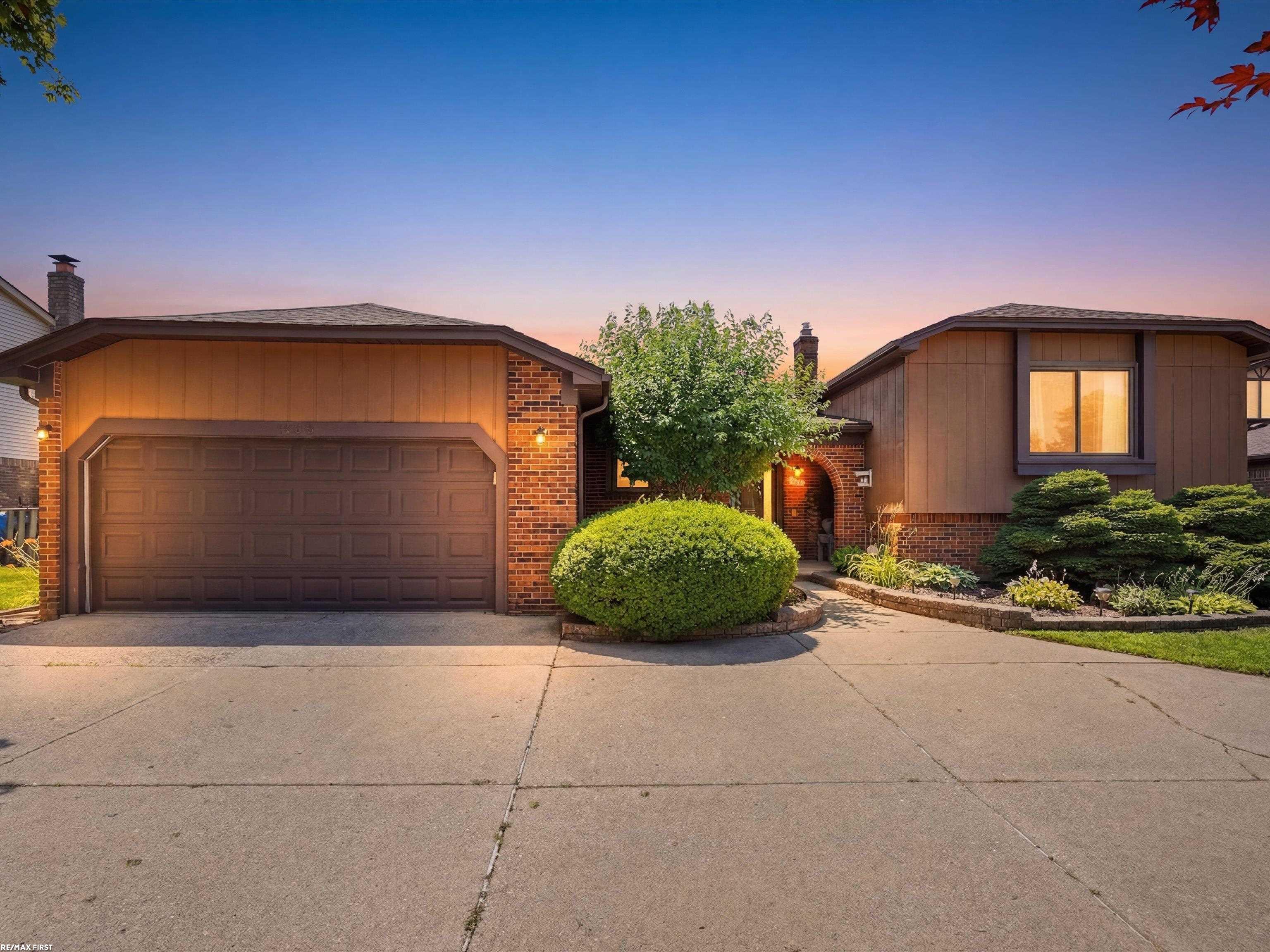 1st image of 14604 Lakeshore Dr, Sterling Heights, MI 48313 | MLS# 58050214758