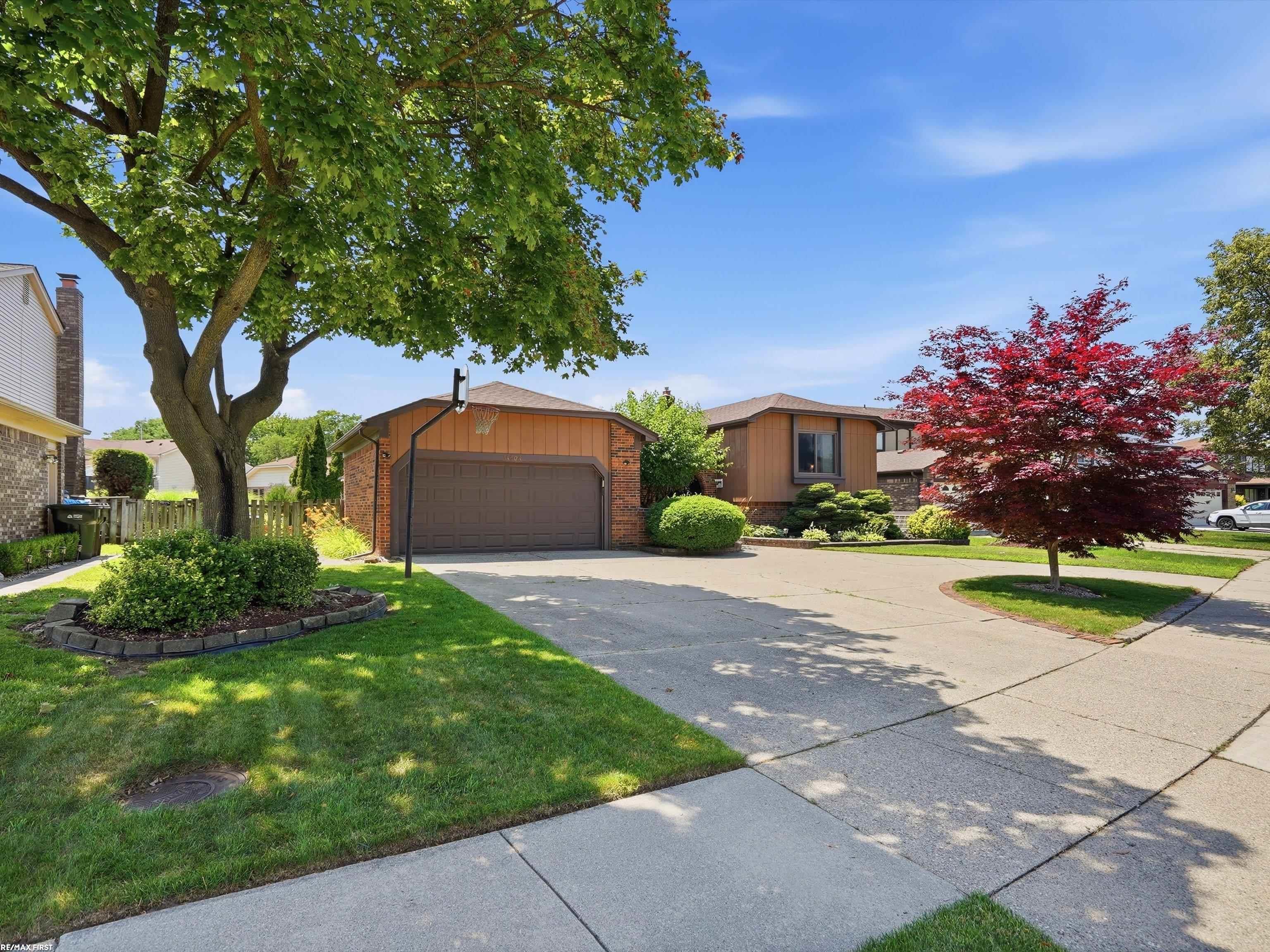 3rd image of 14604 Lakeshore Dr, Sterling Heights, MI 48313 | MLS# 50214758