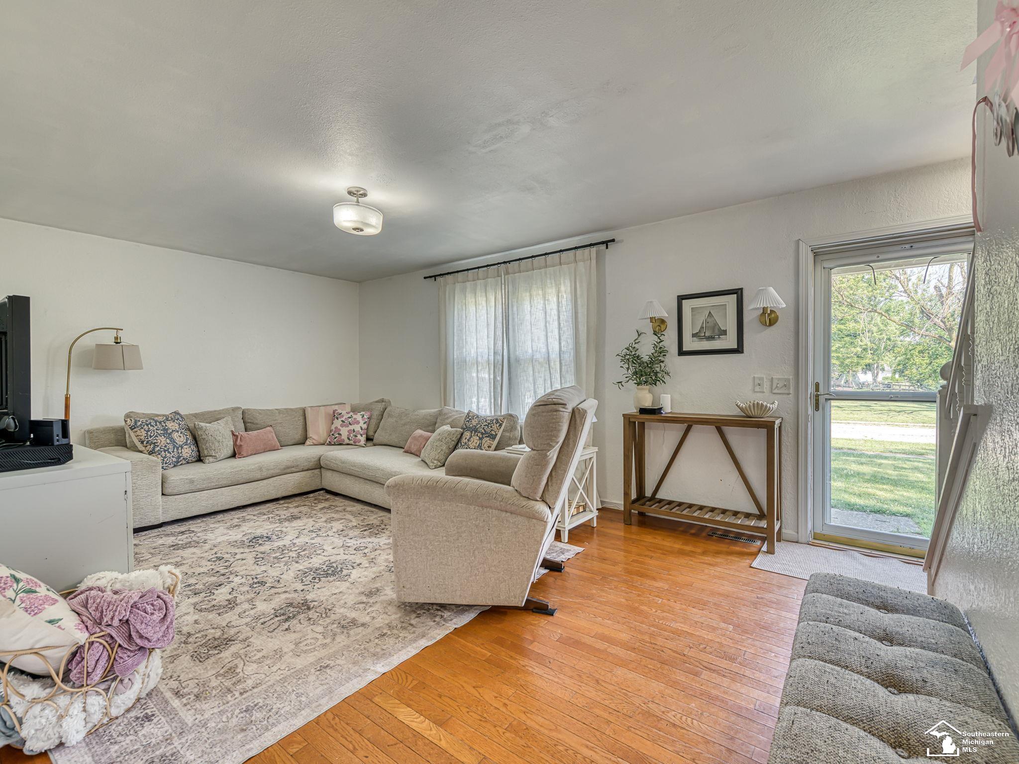 3rd image of 7299 Rumford Rd, Temperance, MI 48182 | MLS# 50214940