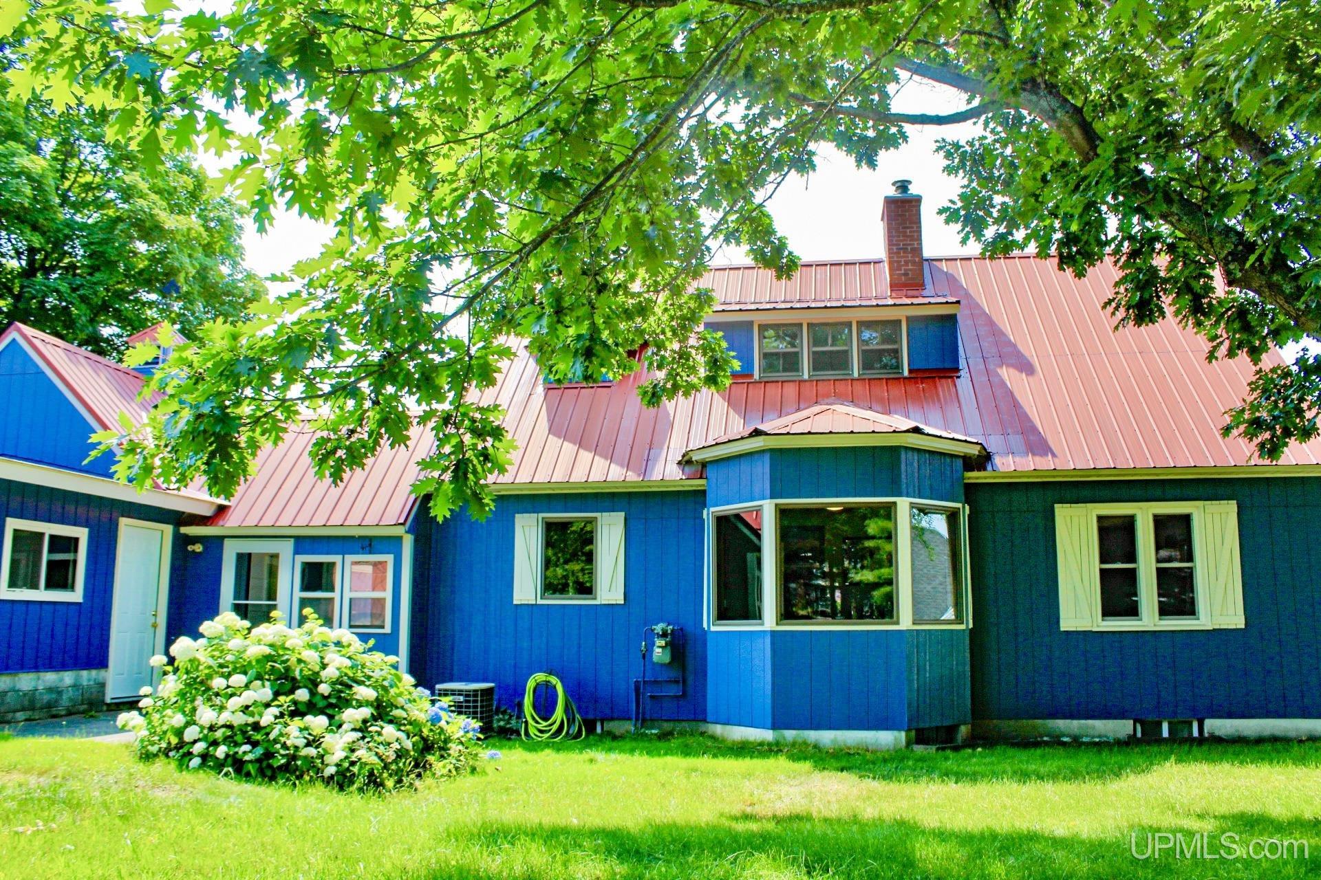 2nd image of 901 Fir St, Hancock, MI 49930 | MLS# 50215002